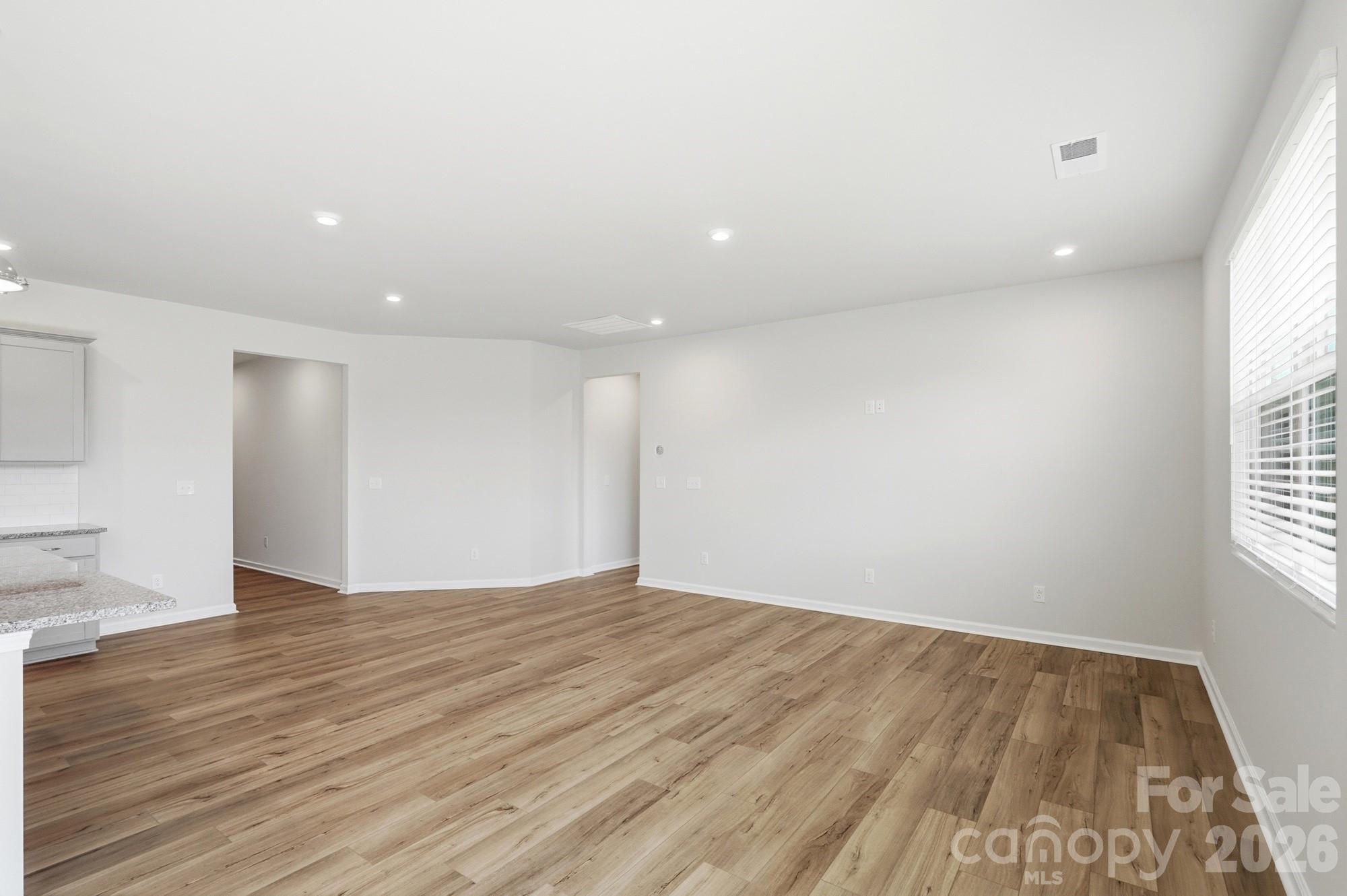 2713 Westmont Drive Property Photo 20
