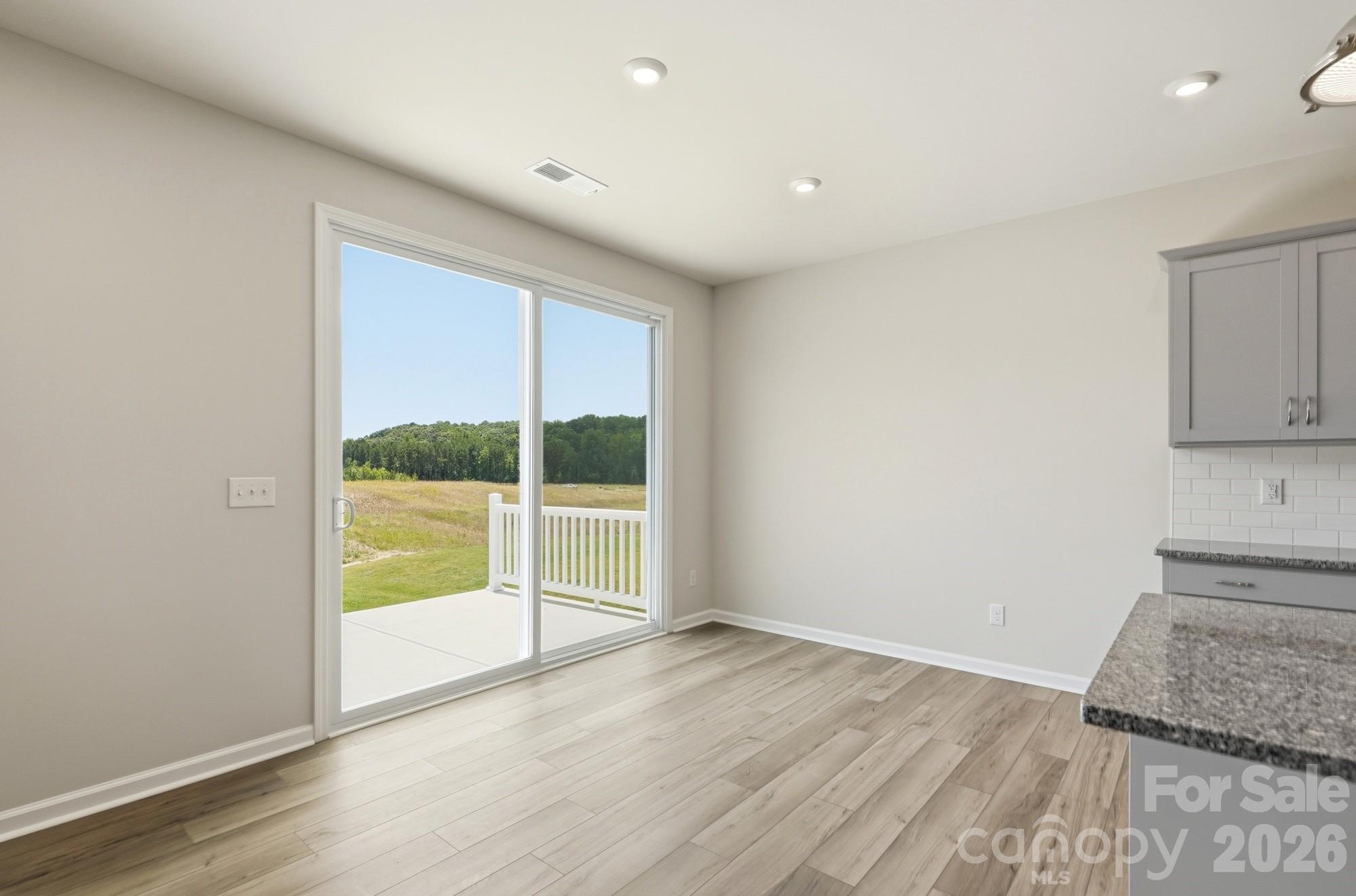 2713 Westmont Drive Property Photo 30