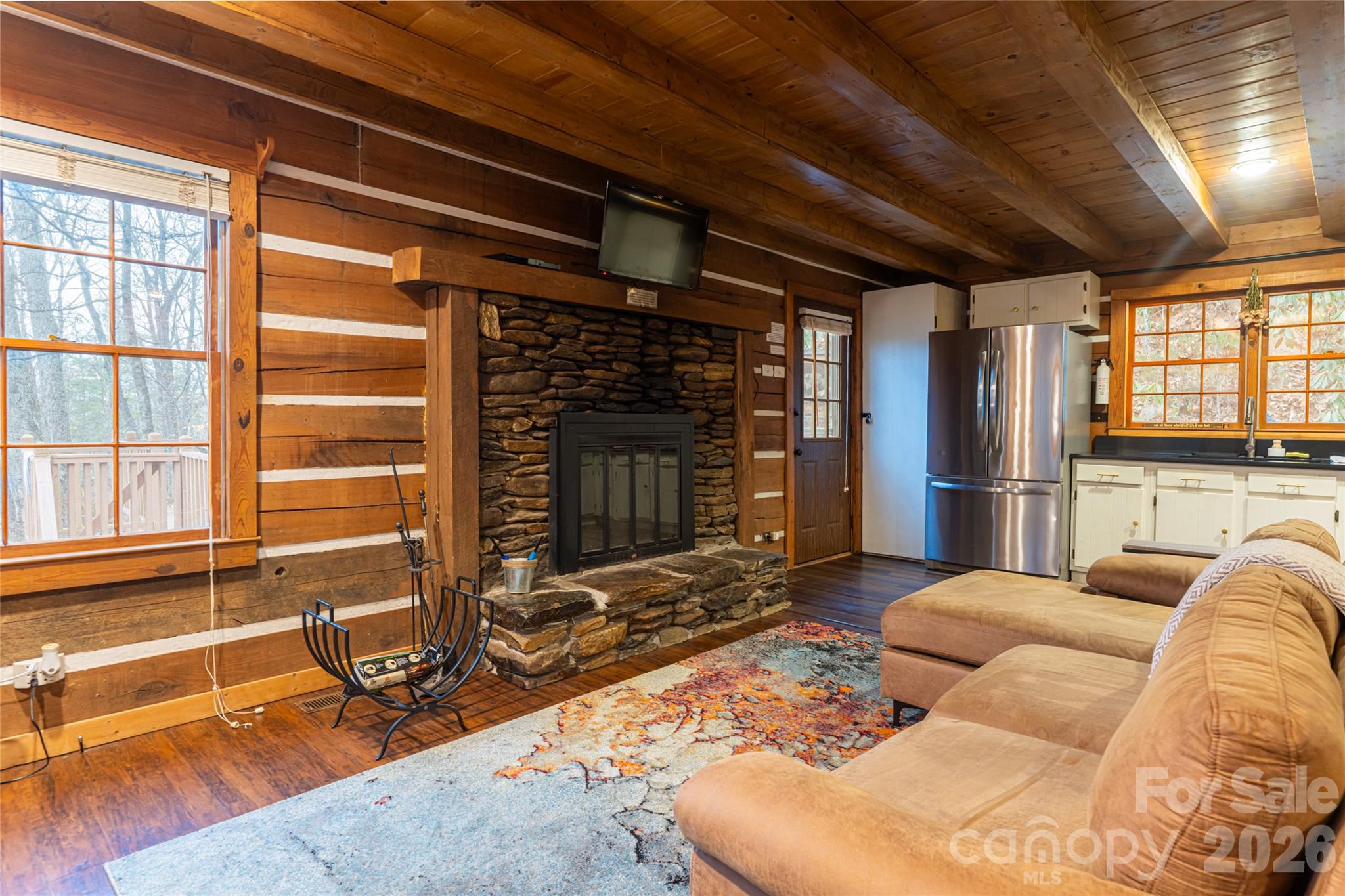 16 Rocky Glen Trail Property Photo 13