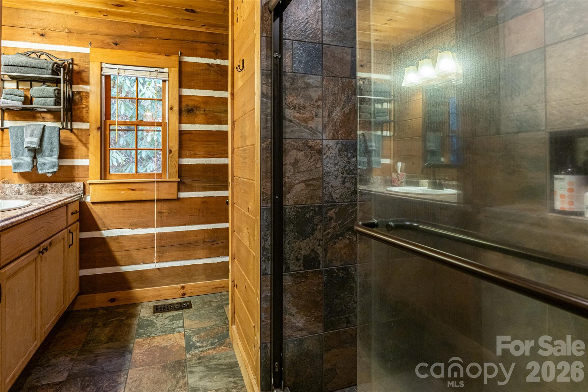 16 Rocky Glen Trail Property Photo 28
