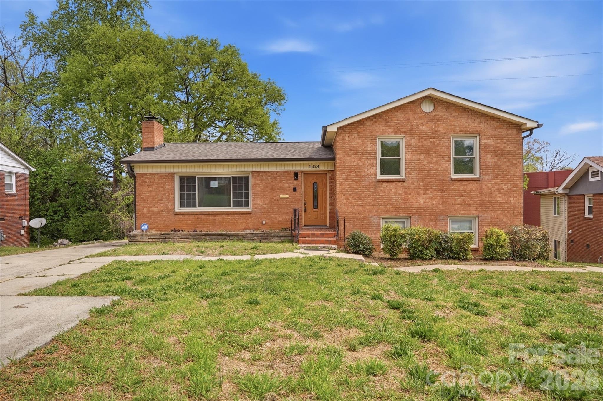 1424 Dean Street Property Photo 1