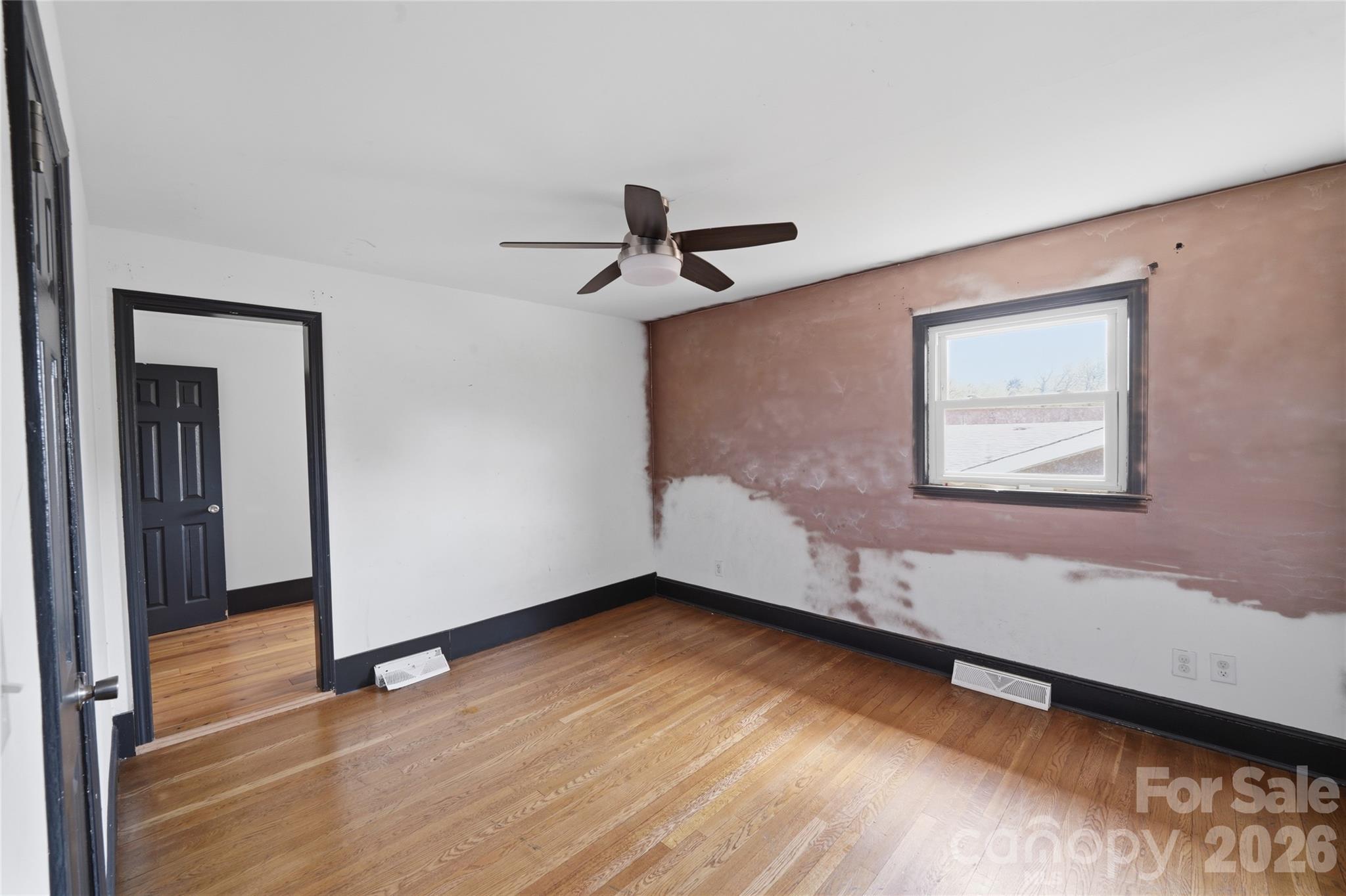 1424 Dean Street Property Photo 25