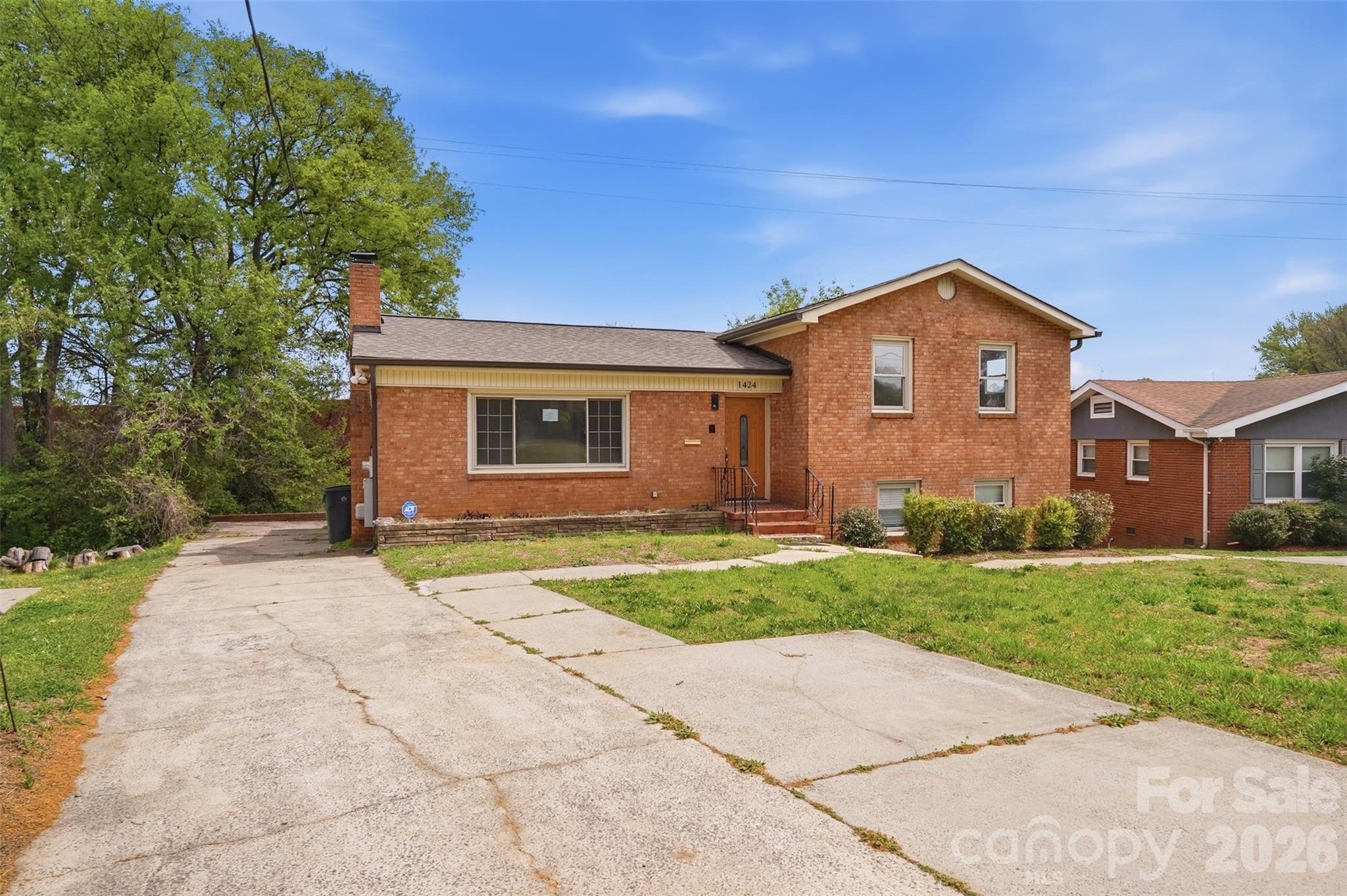 1424 Dean Street Property Photo 41