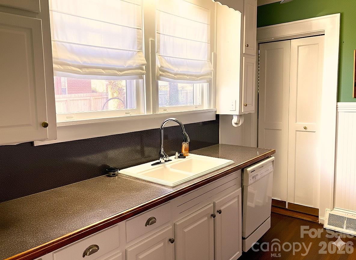 1051 Pee Dee Avenue Property Photo 14