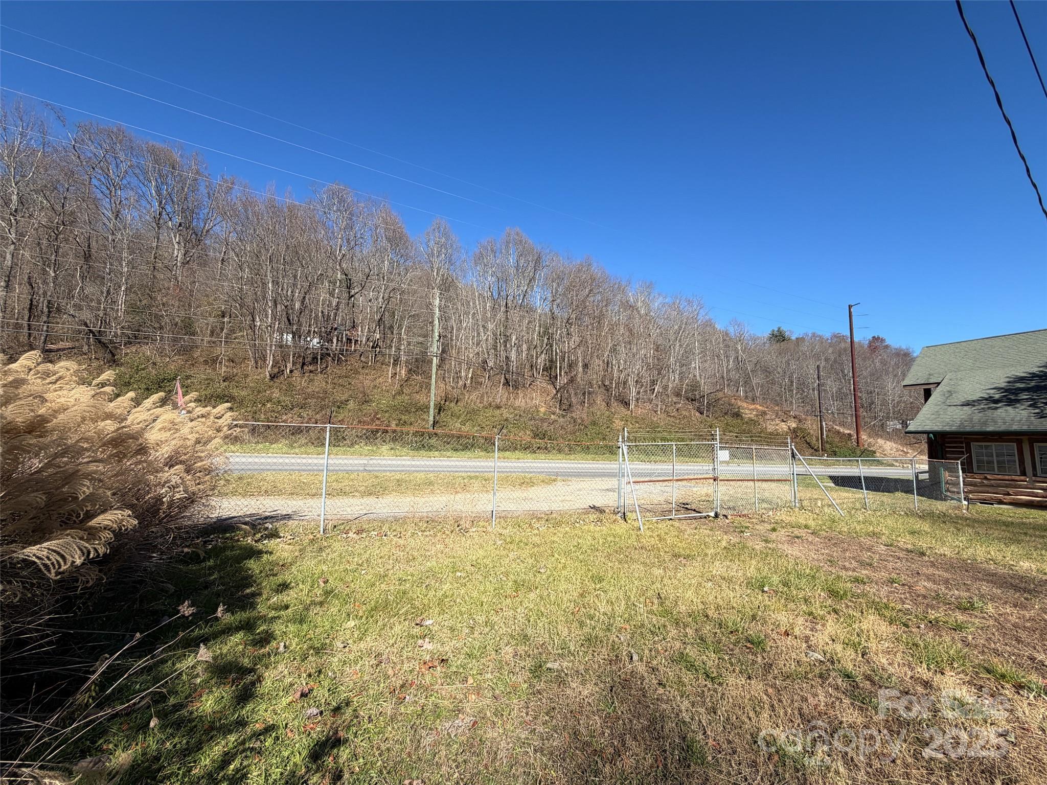2843 Dellwood Road Property Photo 8