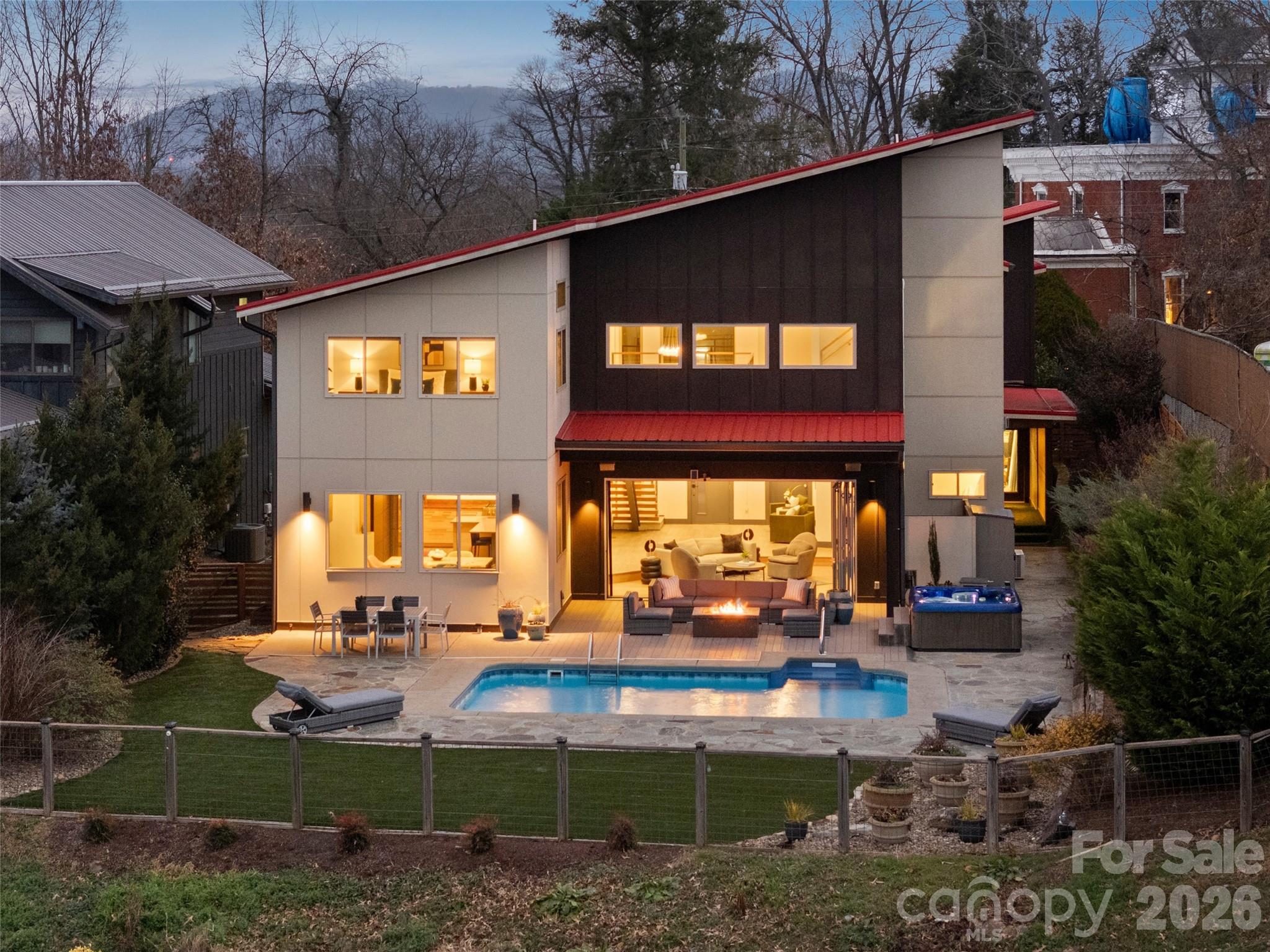 46 Park Avenue Property Photo 4