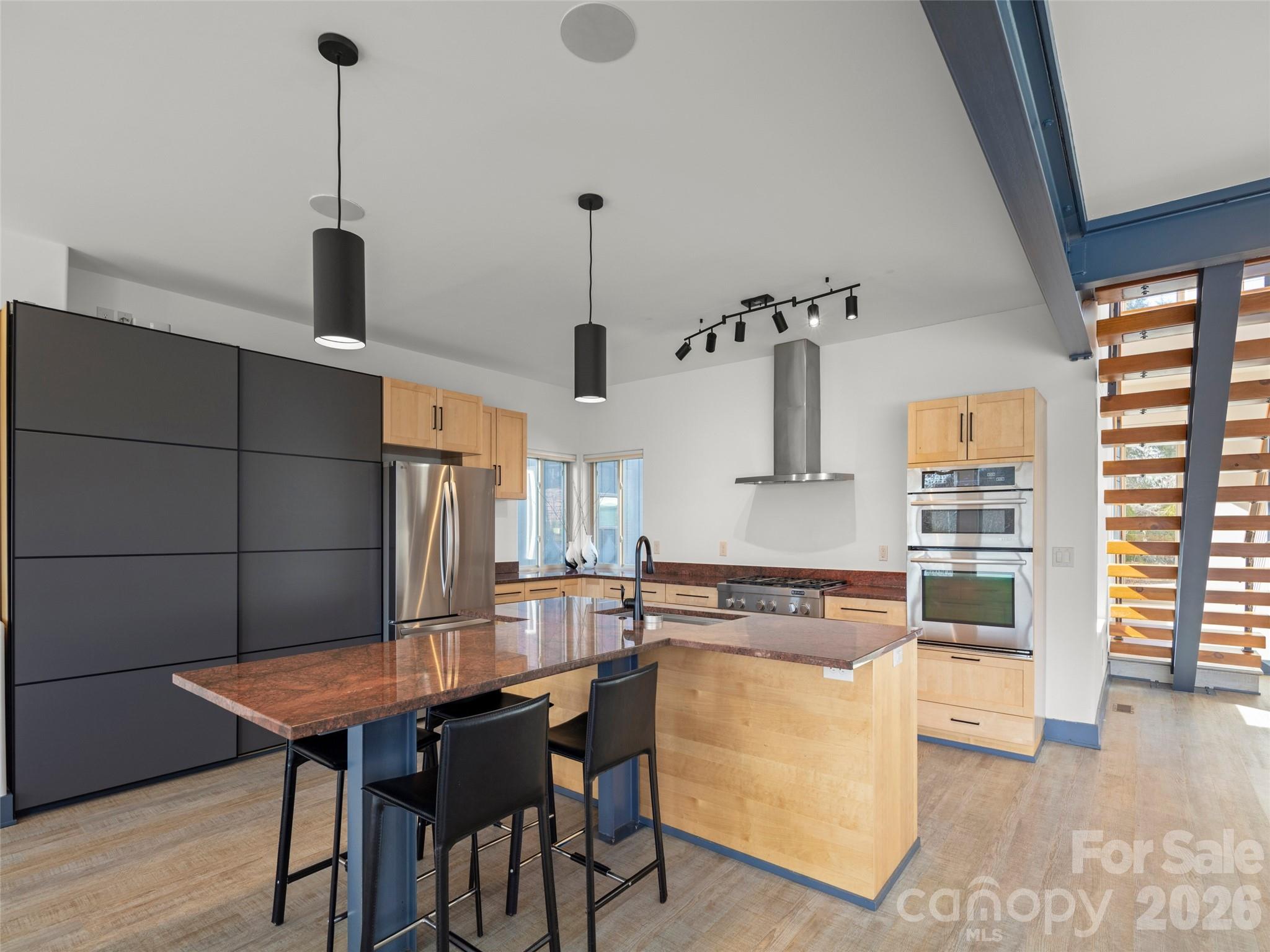 46 Park Avenue Property Photo 11