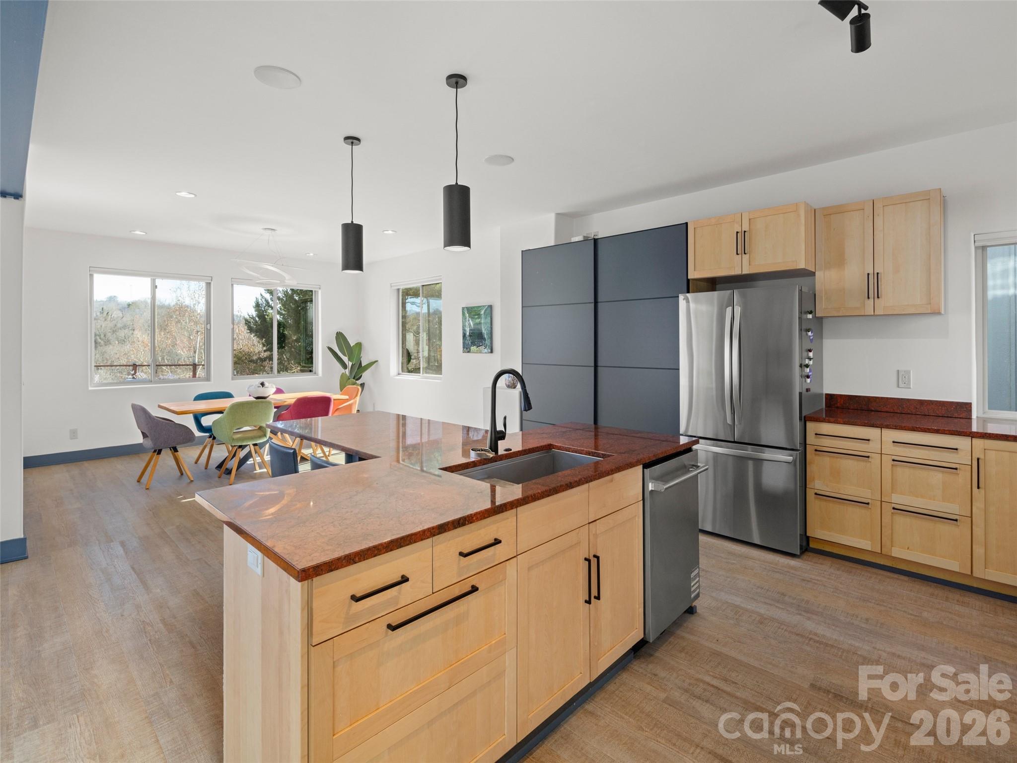 46 Park Avenue Property Photo 13