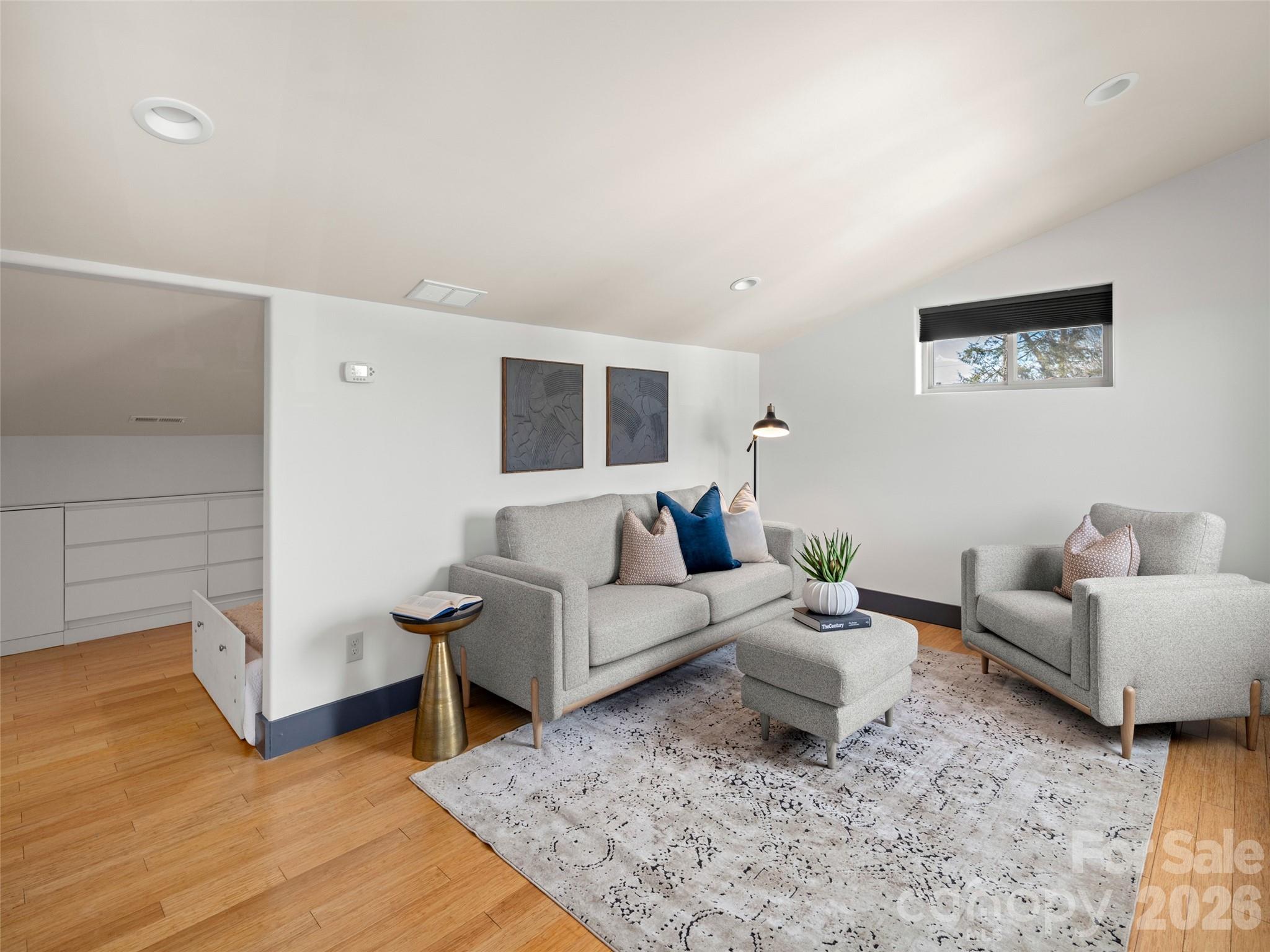 46 Park Avenue Property Photo 25