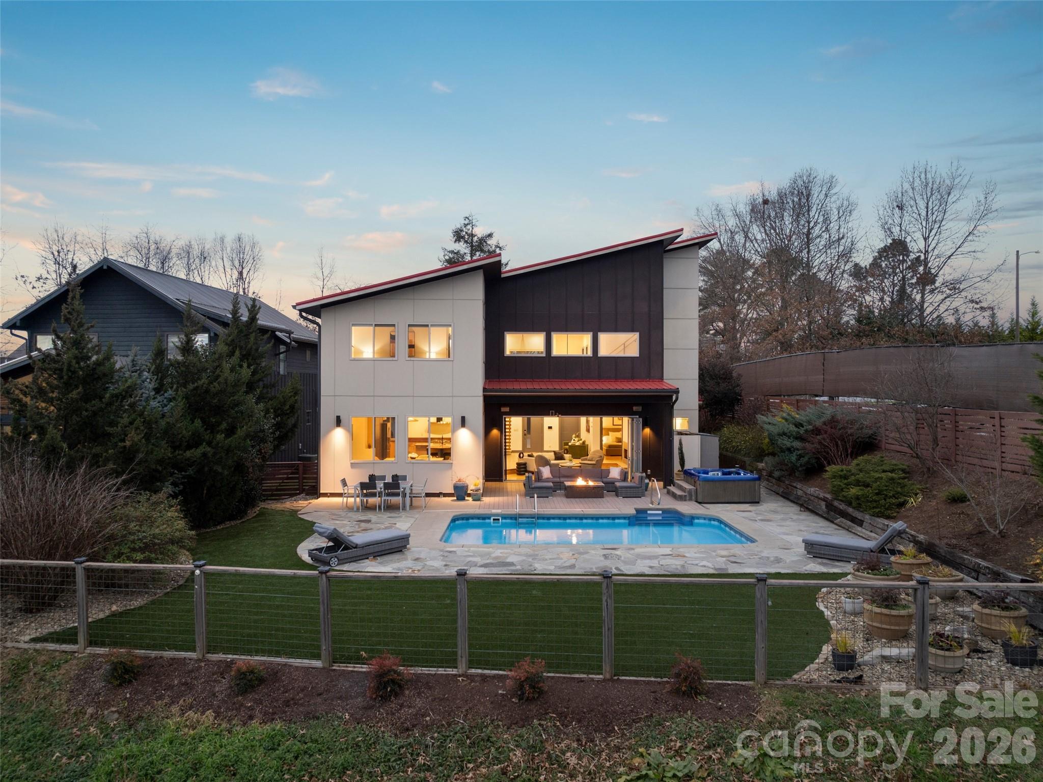 46 Park Avenue Property Photo 33