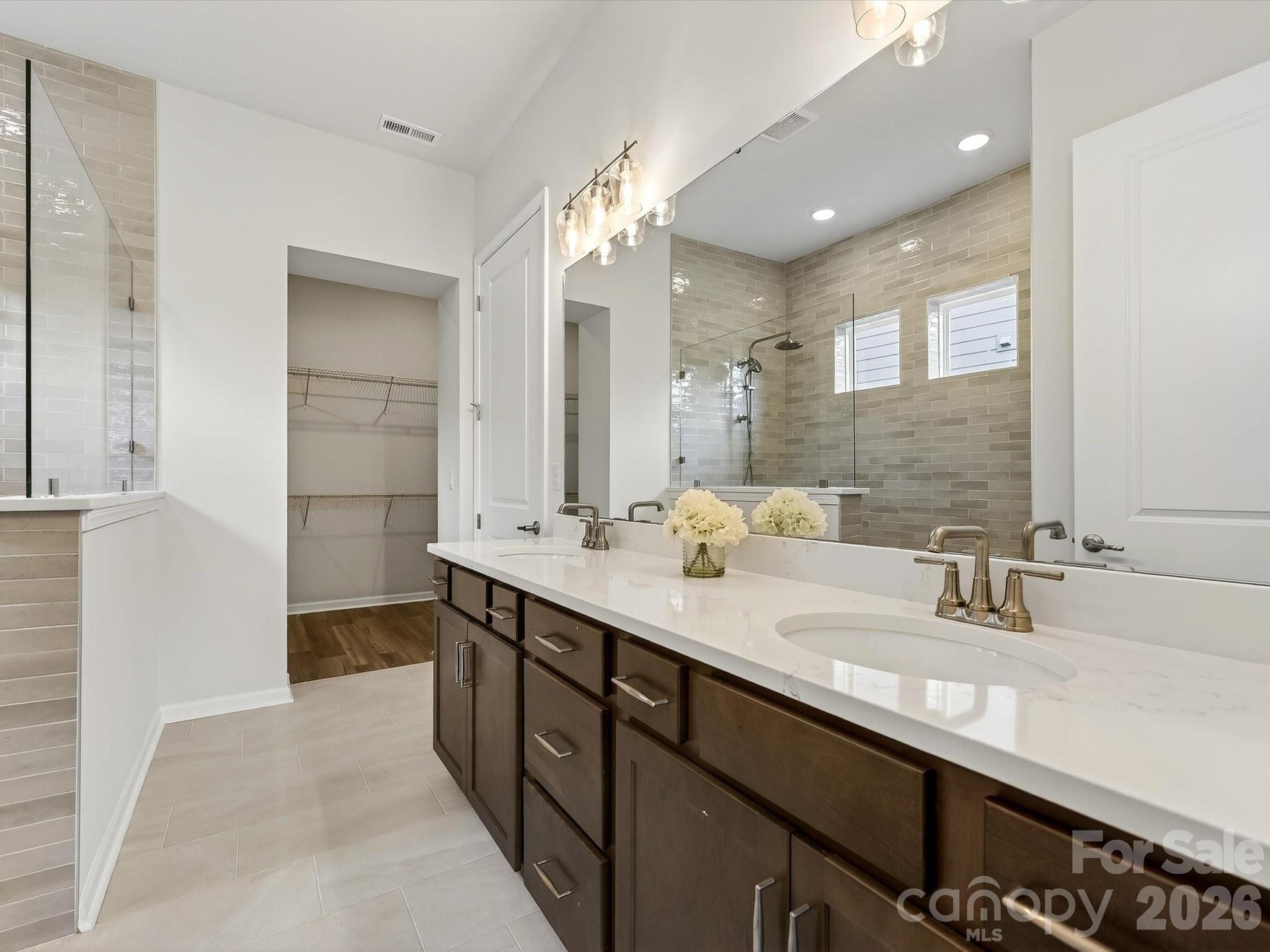 1343 Idyllic Lane Property Photo 8