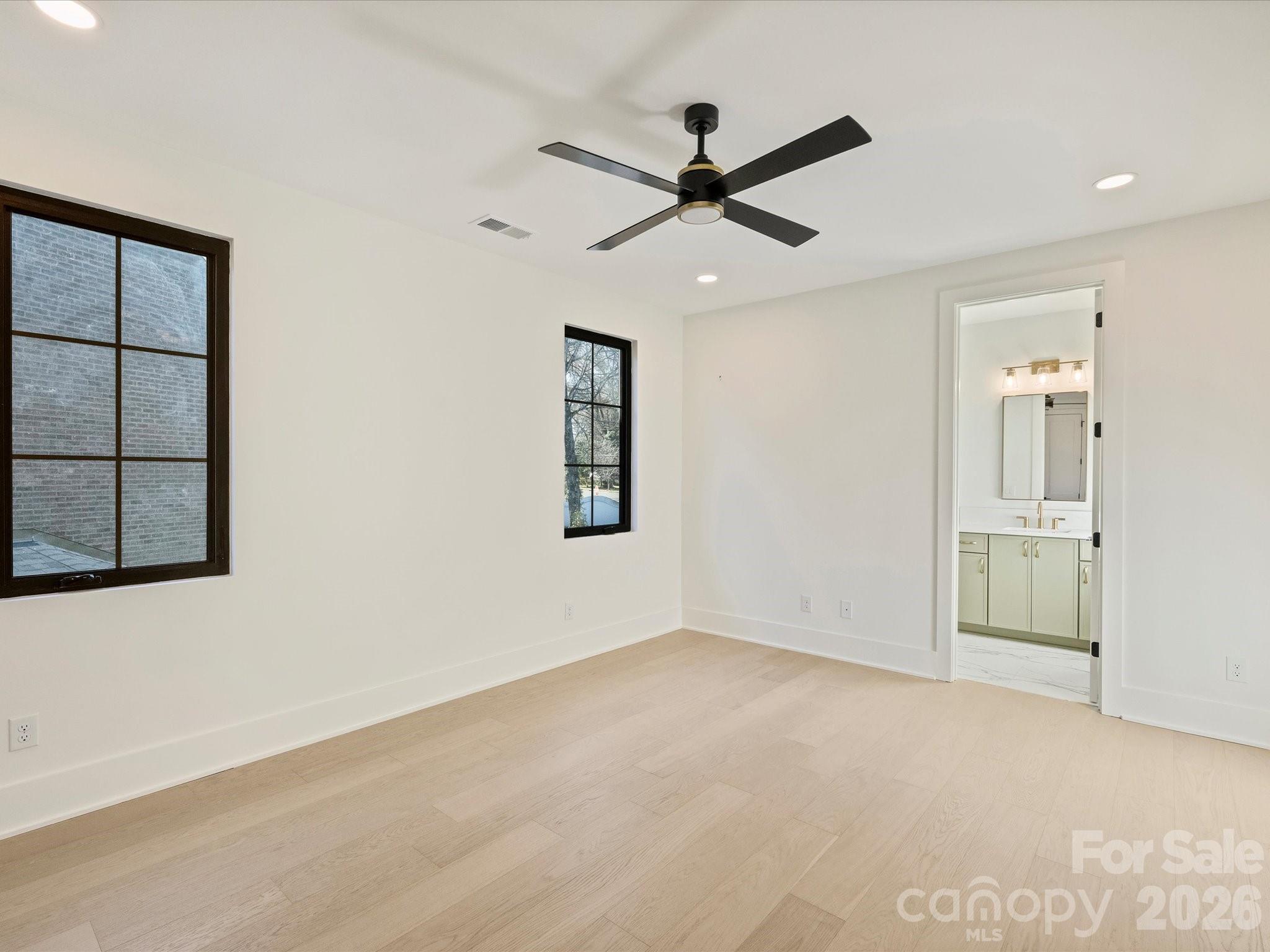 923 Laurel Creek Lane Property Photo 33