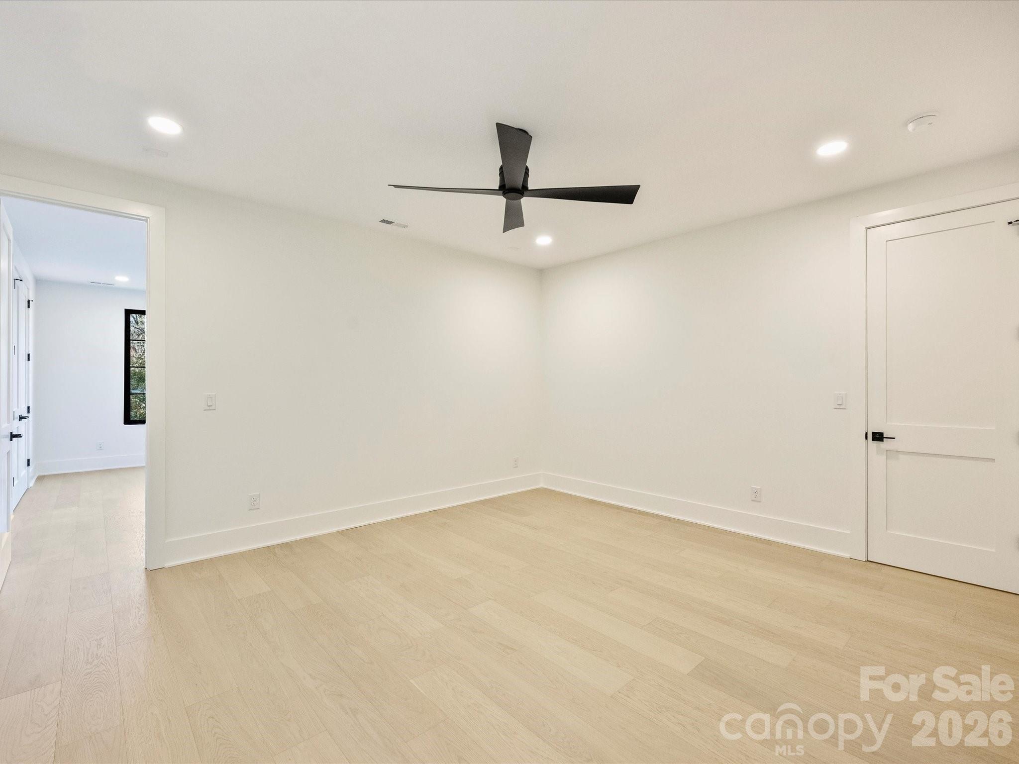 923 Laurel Creek Lane Property Photo 37