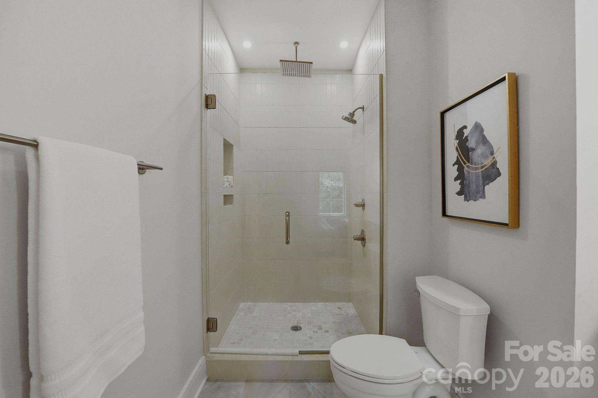 616 E 16th Street Property Photo 26