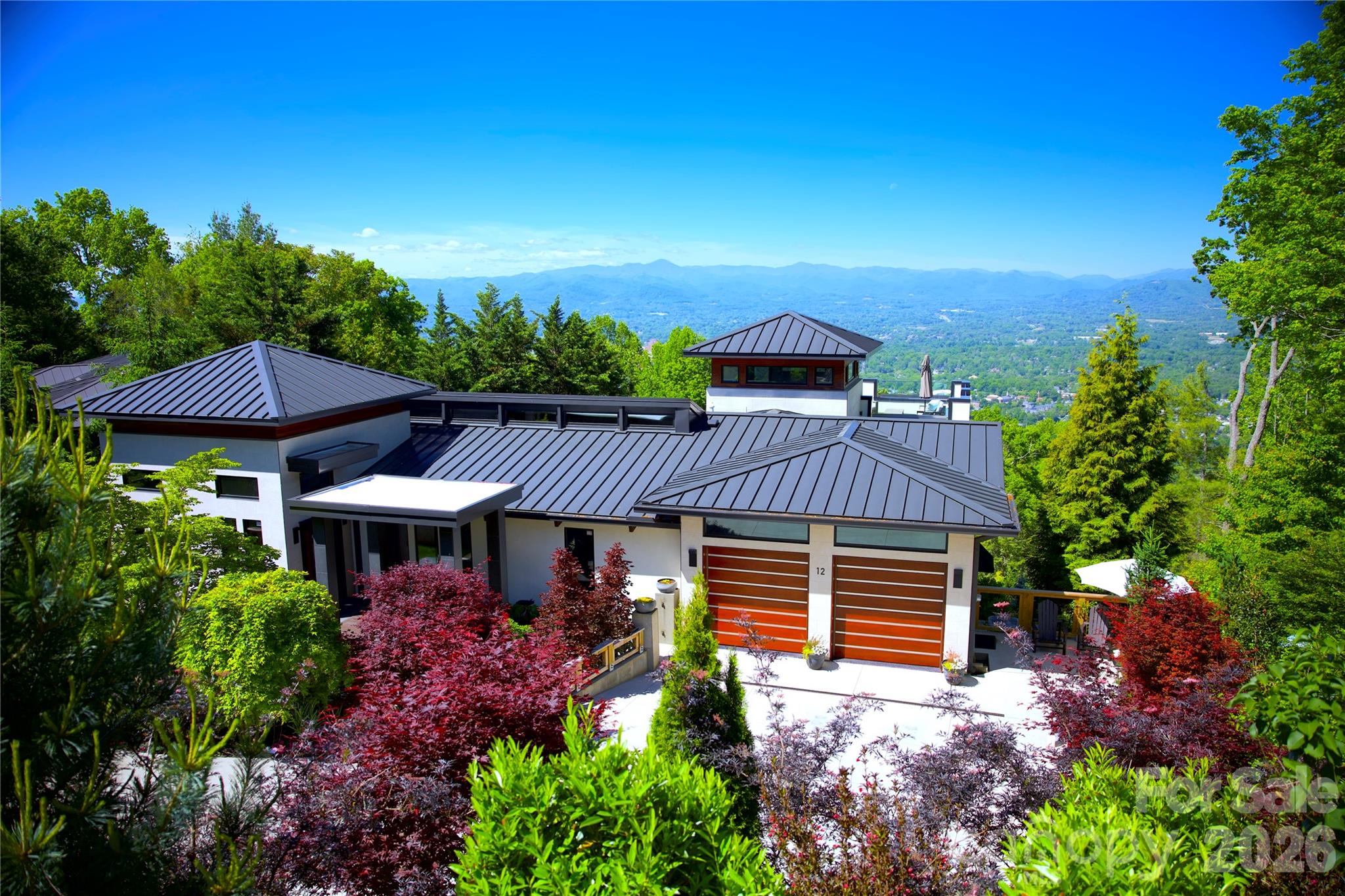 12 Sunset Summit Property Photo 36