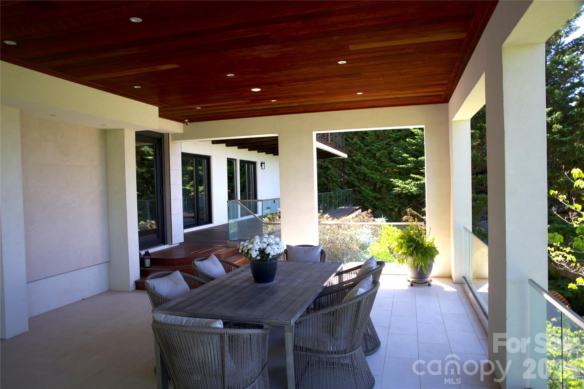 12 Sunset Summit Property Photo 37
