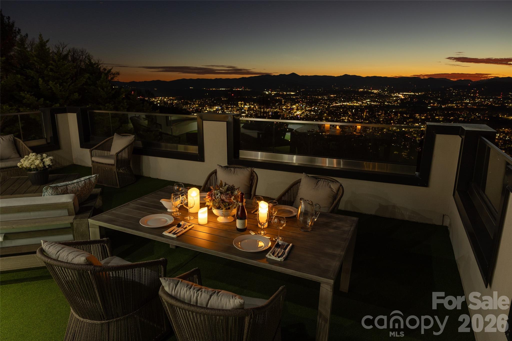 12 Sunset Summit Property Photo 42