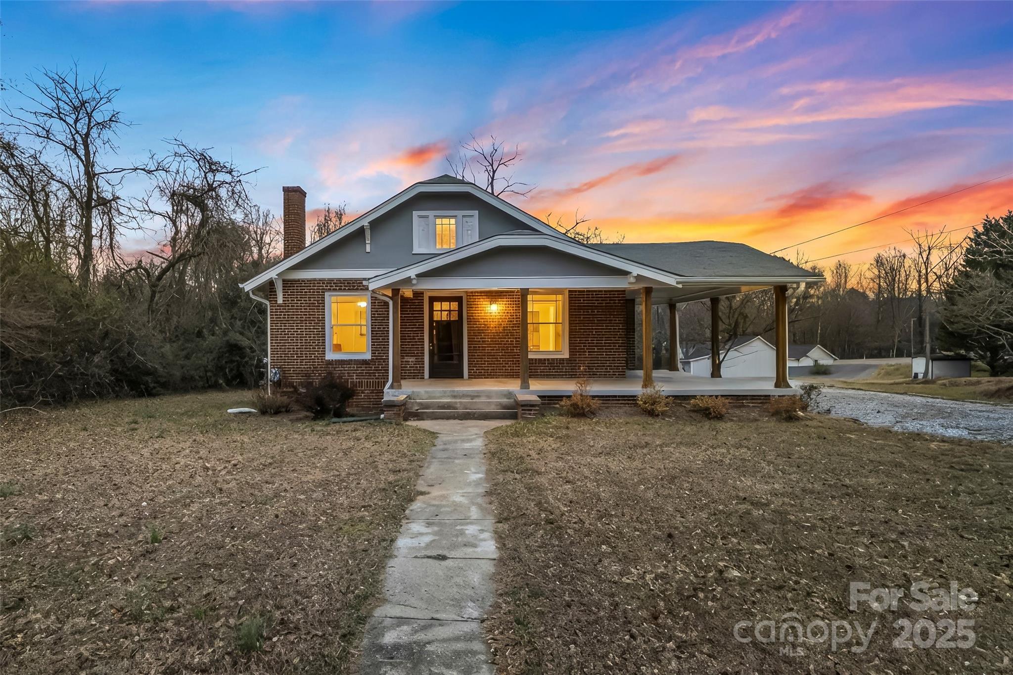 2523 Kool Park Road Property Photo 1