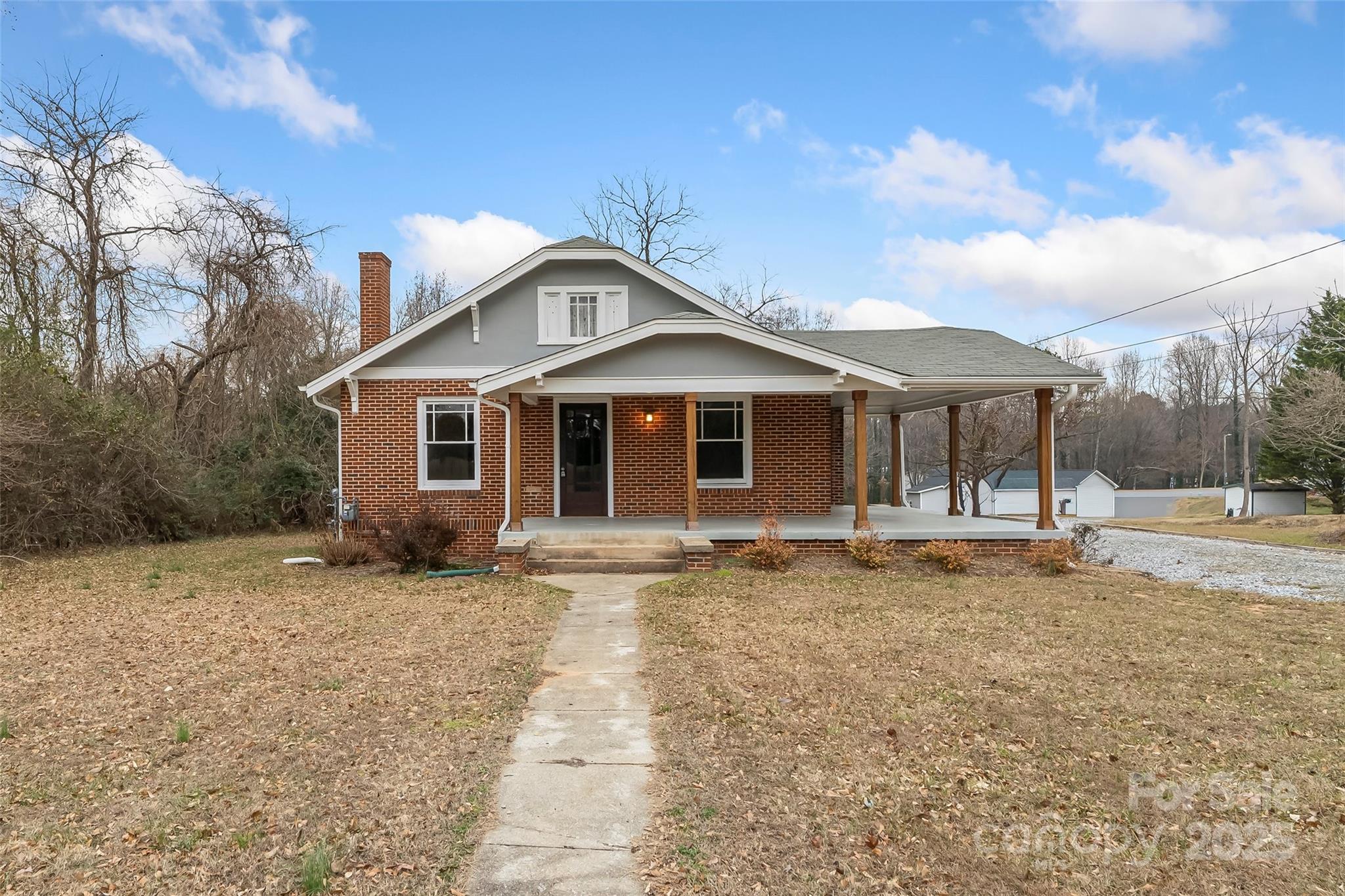 2523 Kool Park Road Property Photo 2