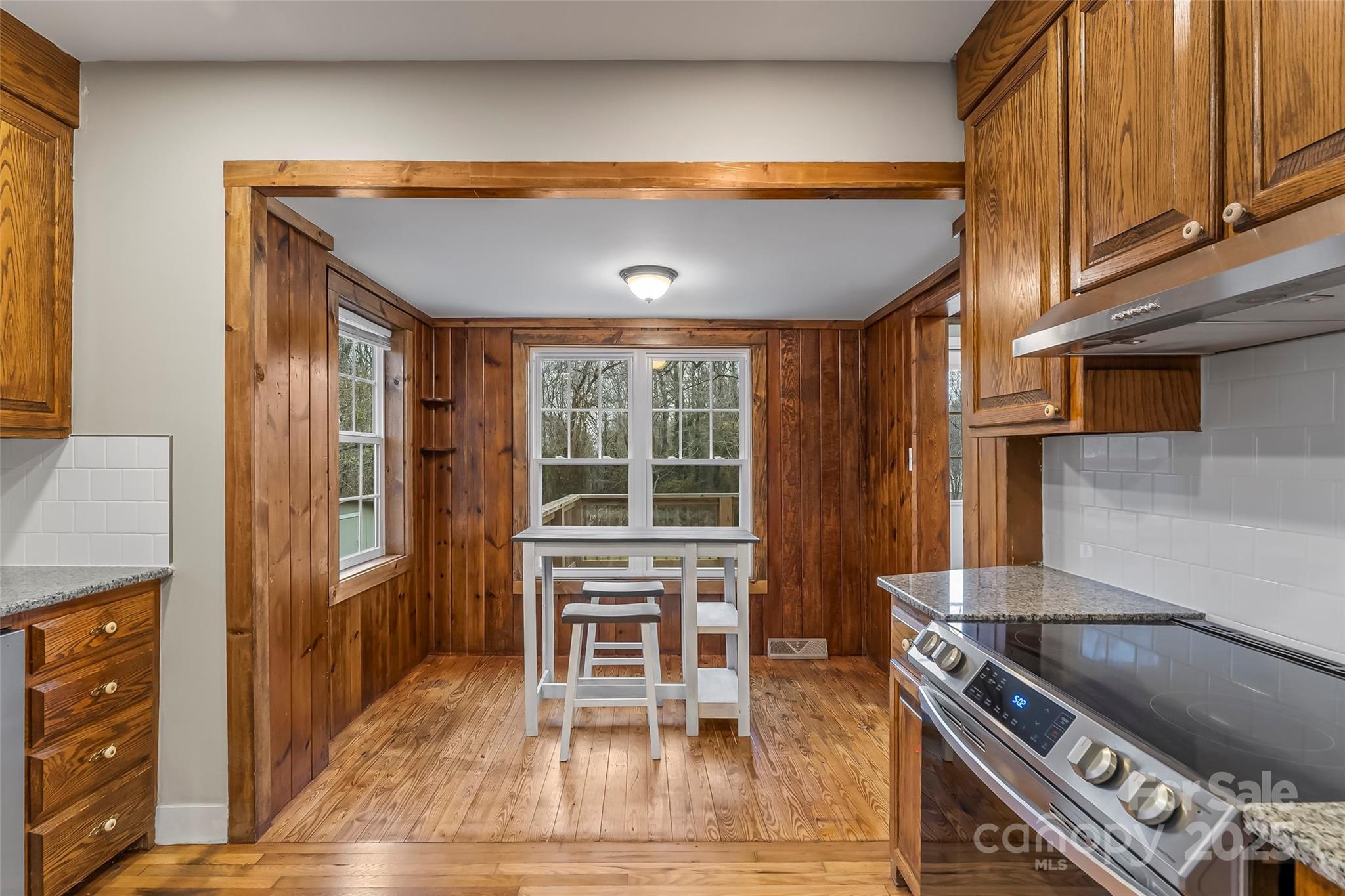 2523 Kool Park Road Property Photo 4