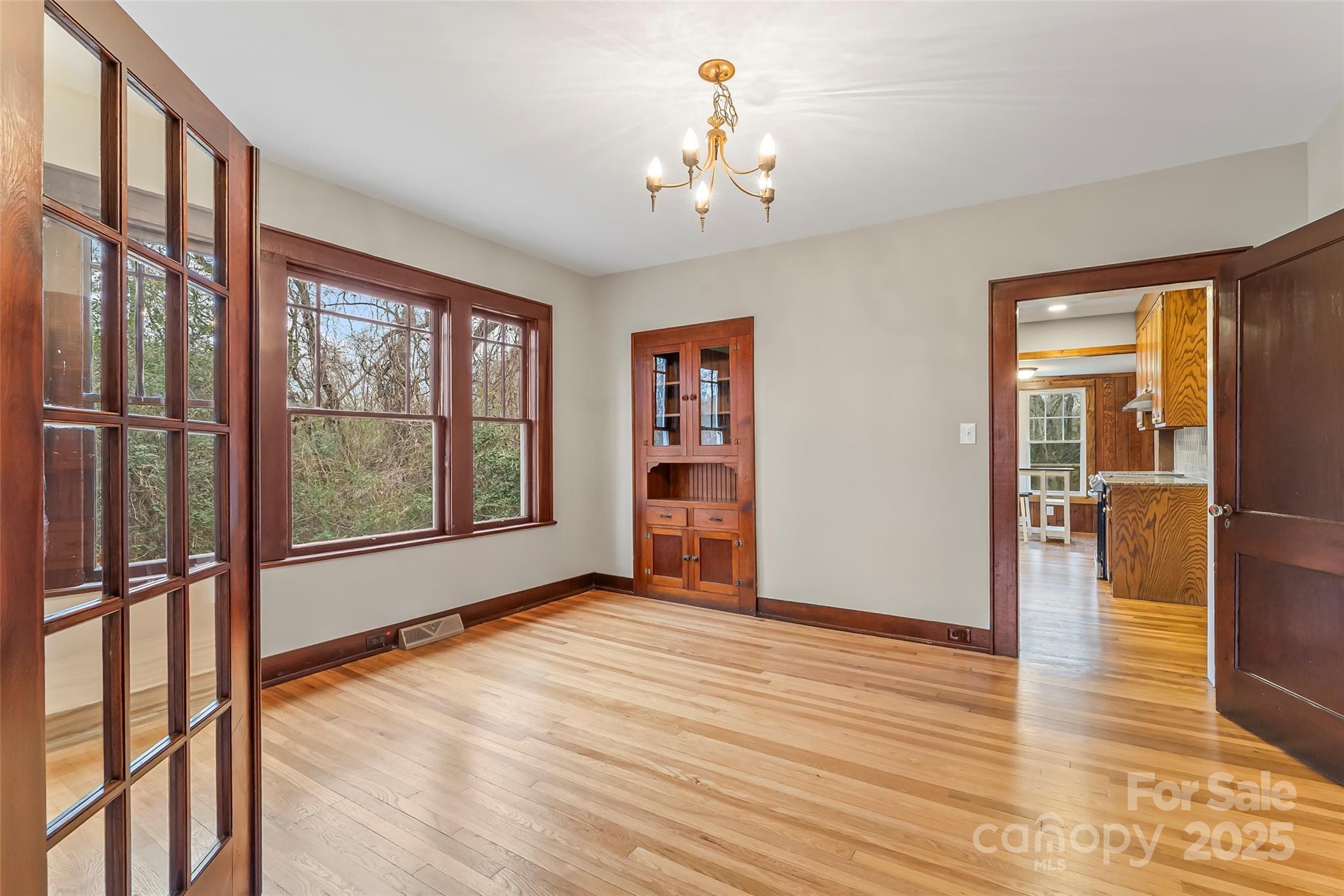 2523 Kool Park Road Property Photo 12