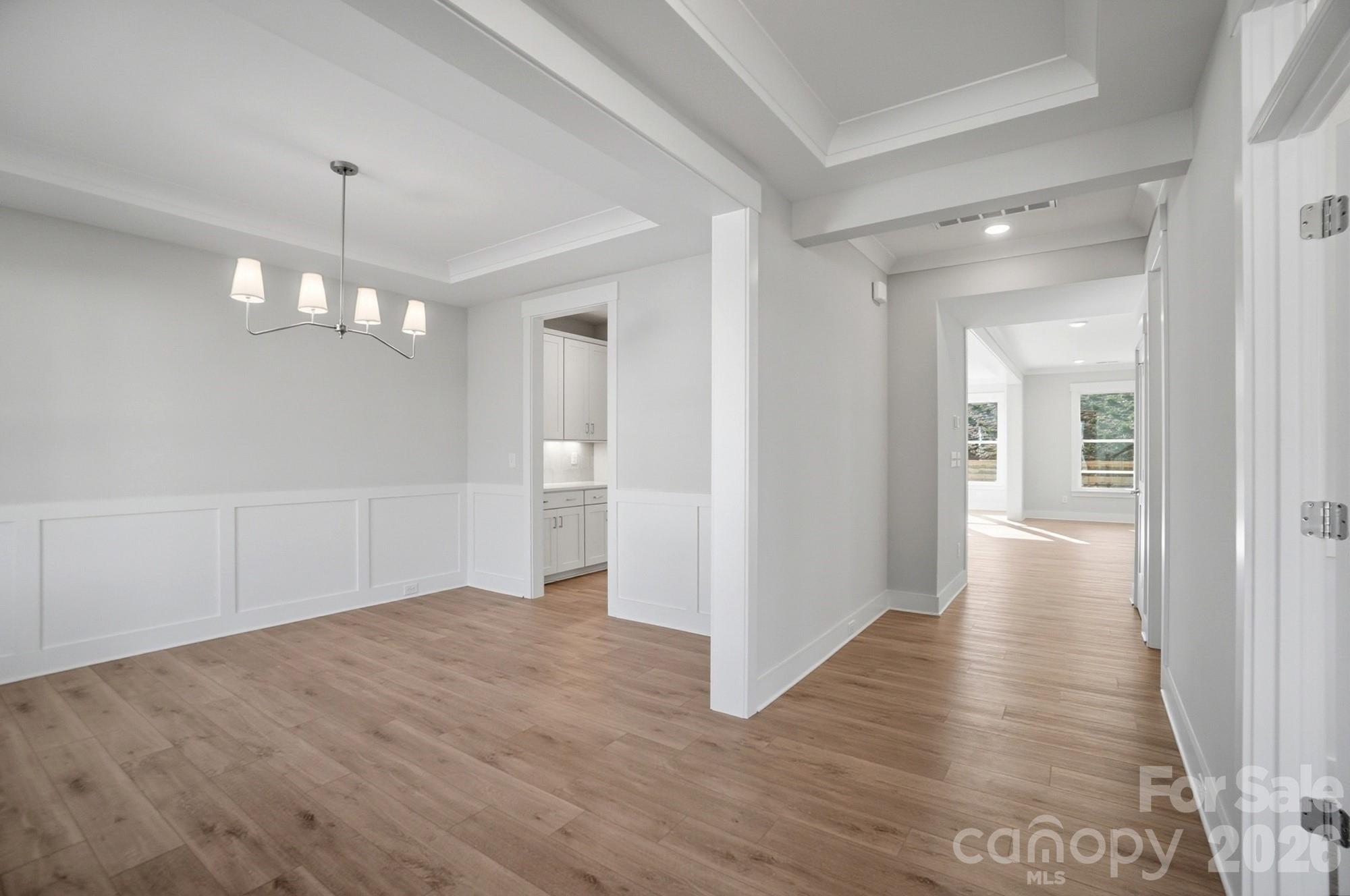 5054 Mclaughlin Loop Property Photo 4