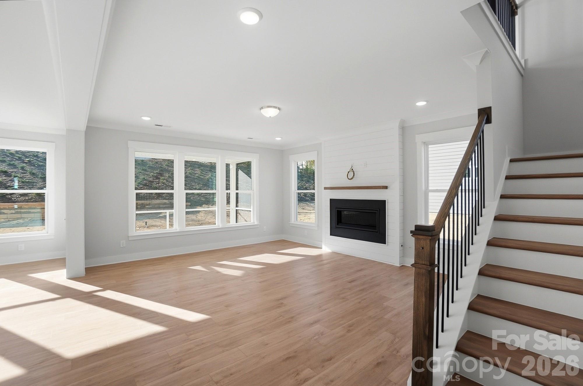 5054 Mclaughlin Loop Property Photo 11
