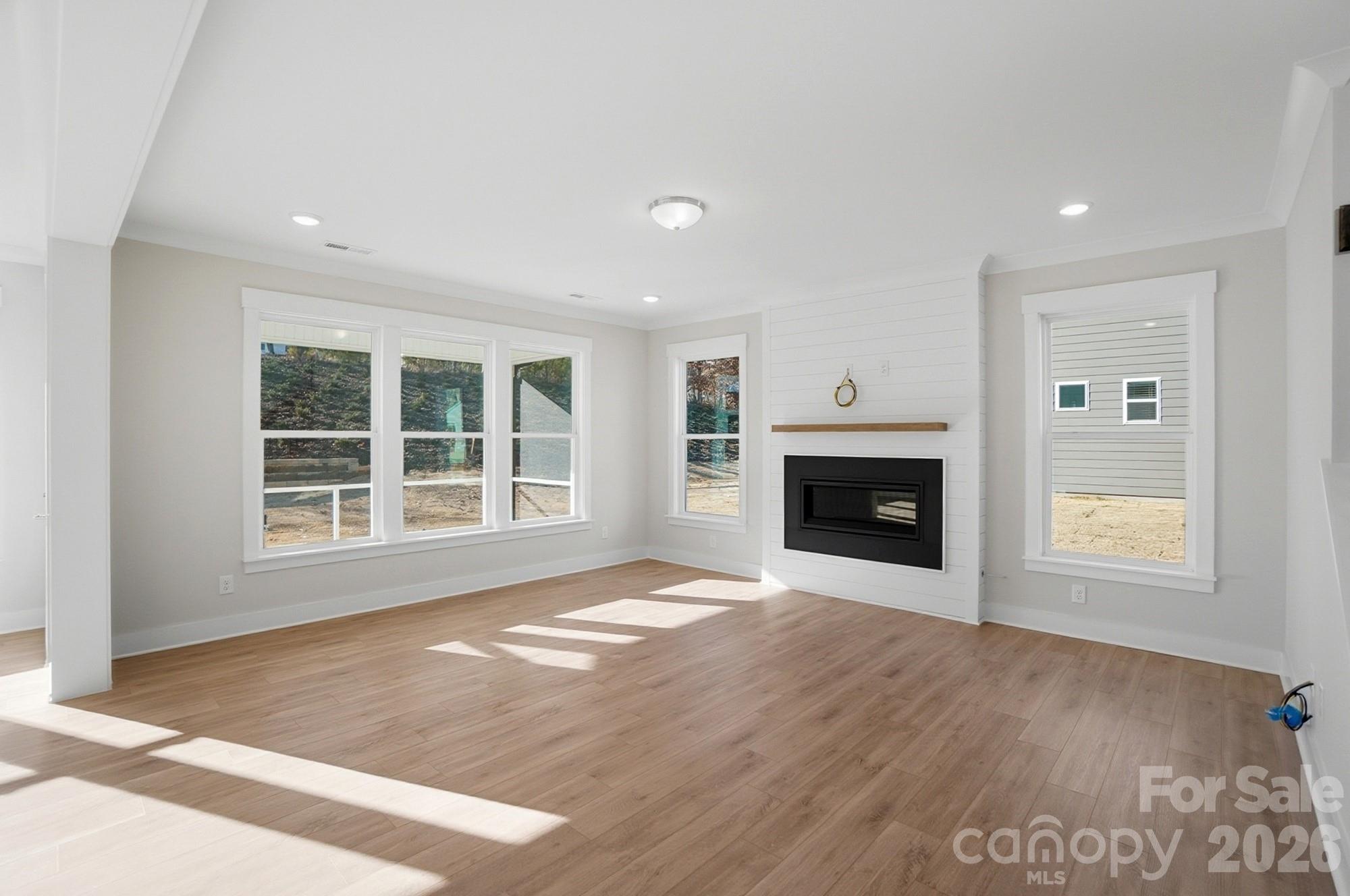 5054 Mclaughlin Loop Property Photo 12