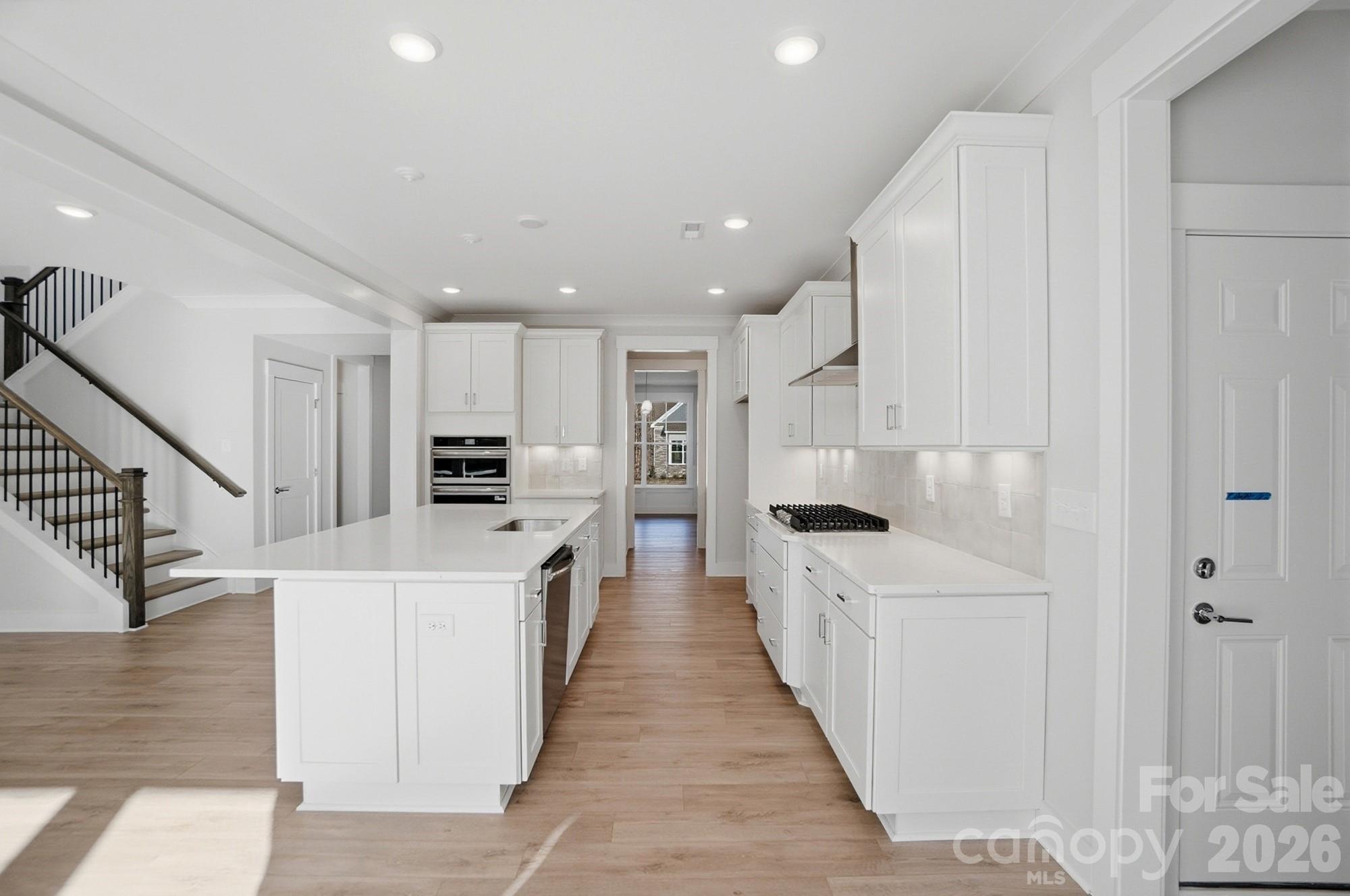 5054 Mclaughlin Loop Property Photo 18