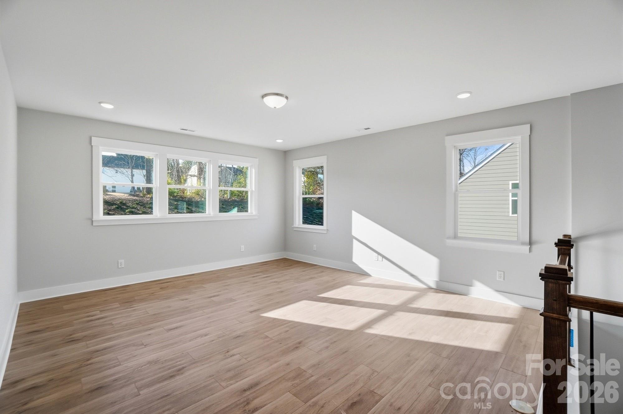 5054 Mclaughlin Loop Property Photo 32