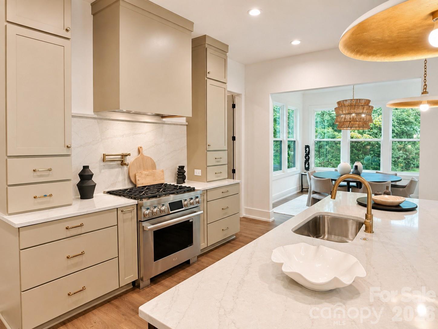 4337 Castleton Road Property Photo 4