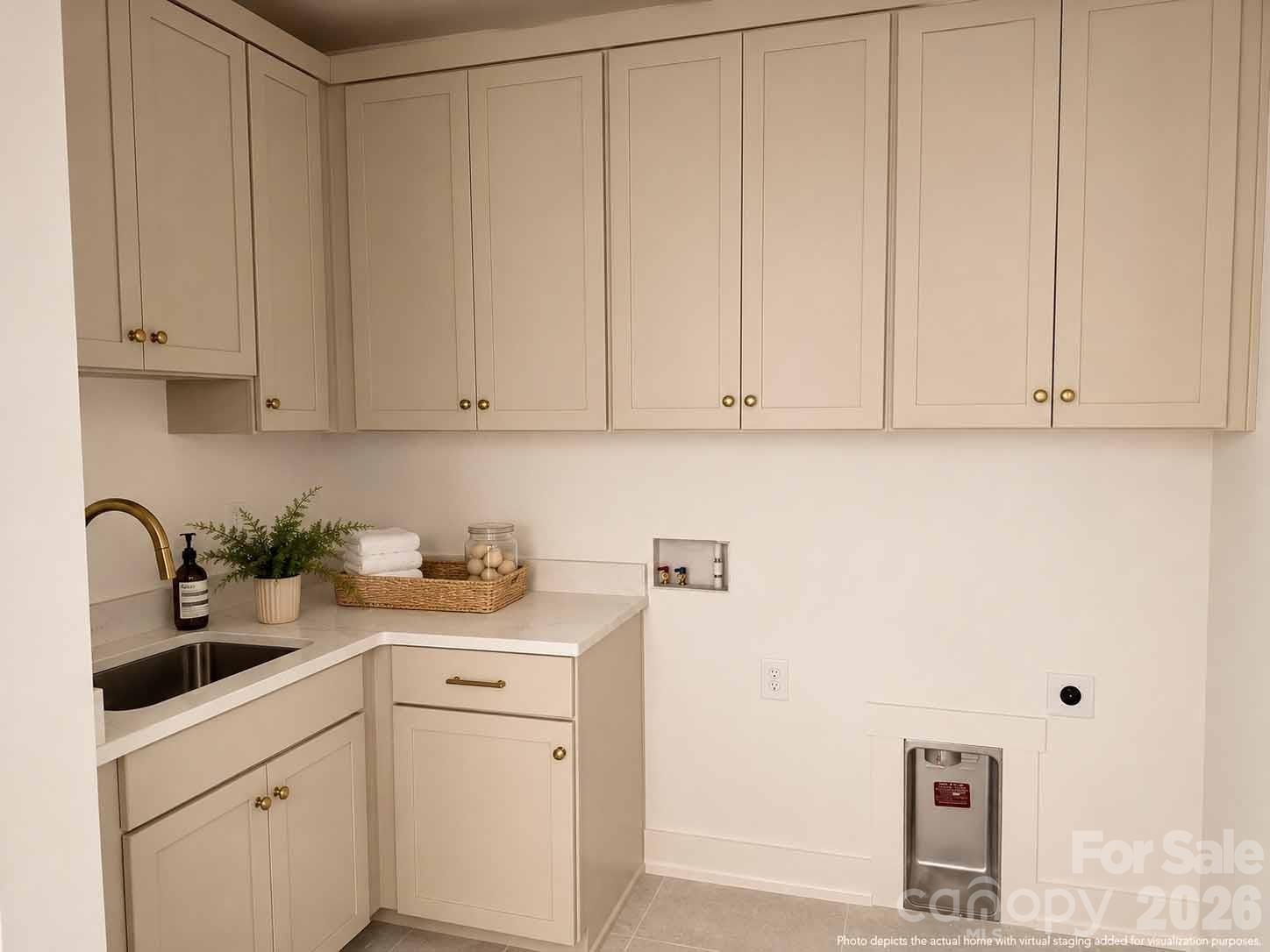 4337 Castleton Road Property Photo 24