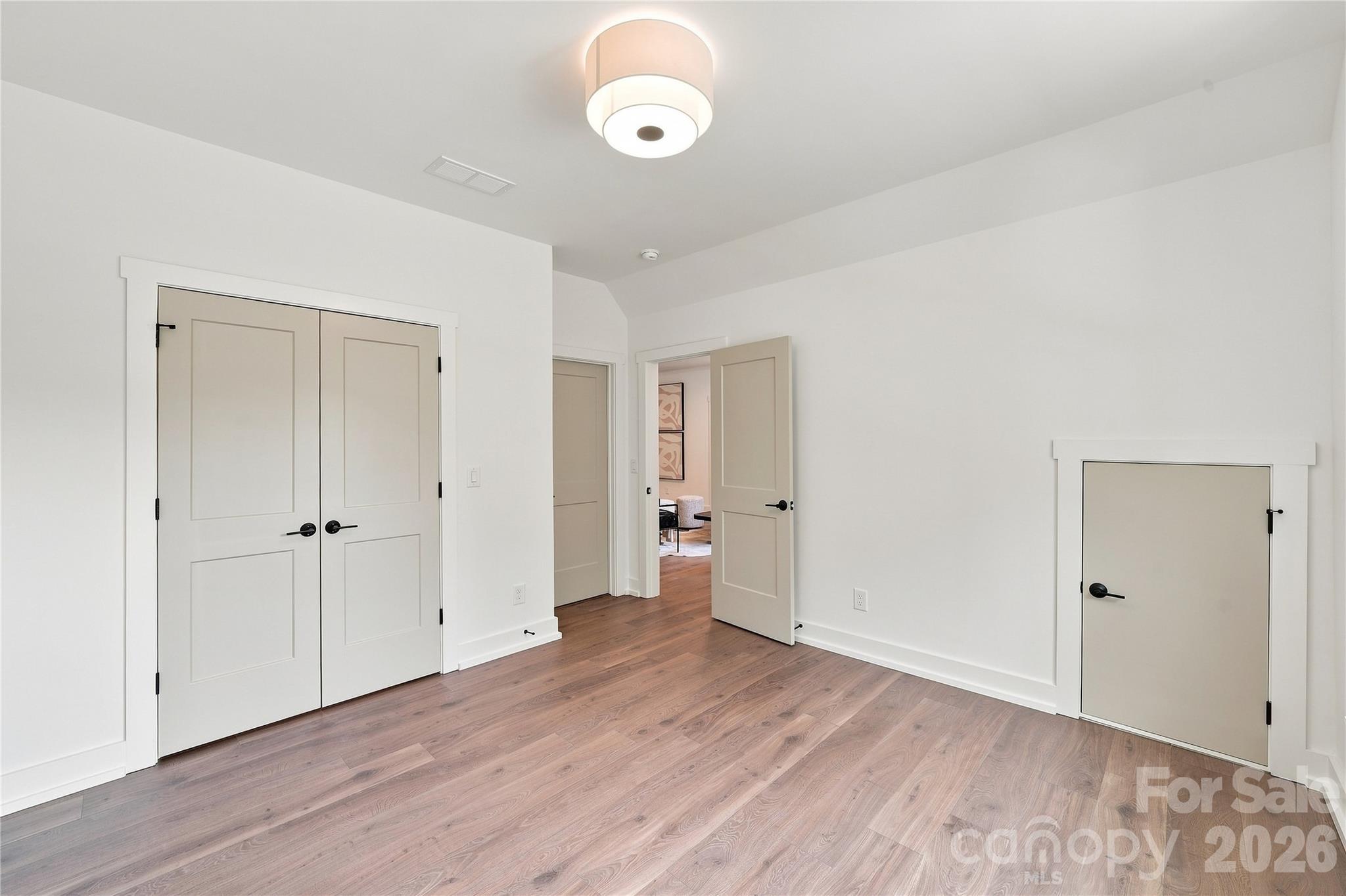4337 Castleton Road Property Photo 30