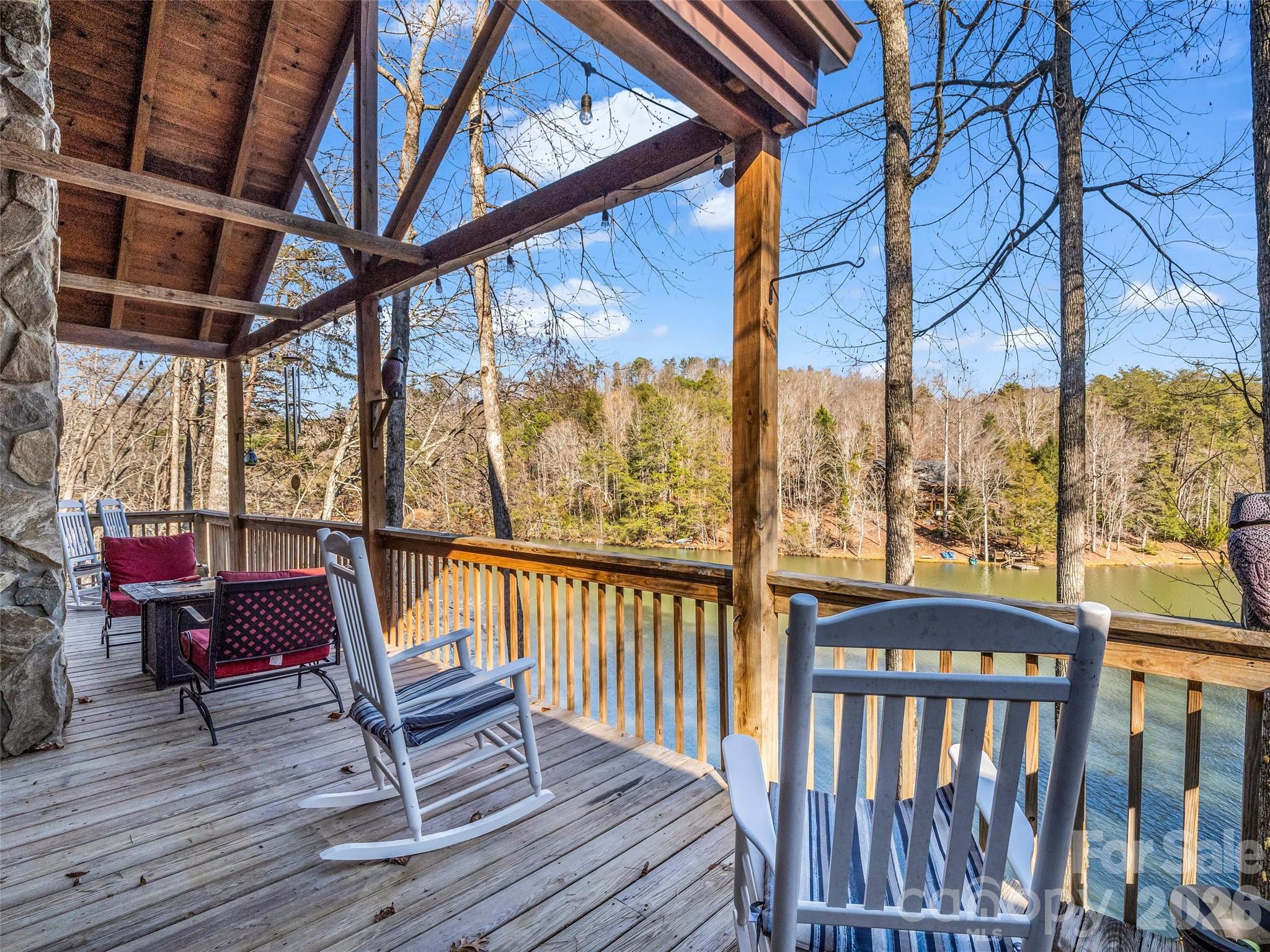 446 Rainbow Circle Property Photo 7