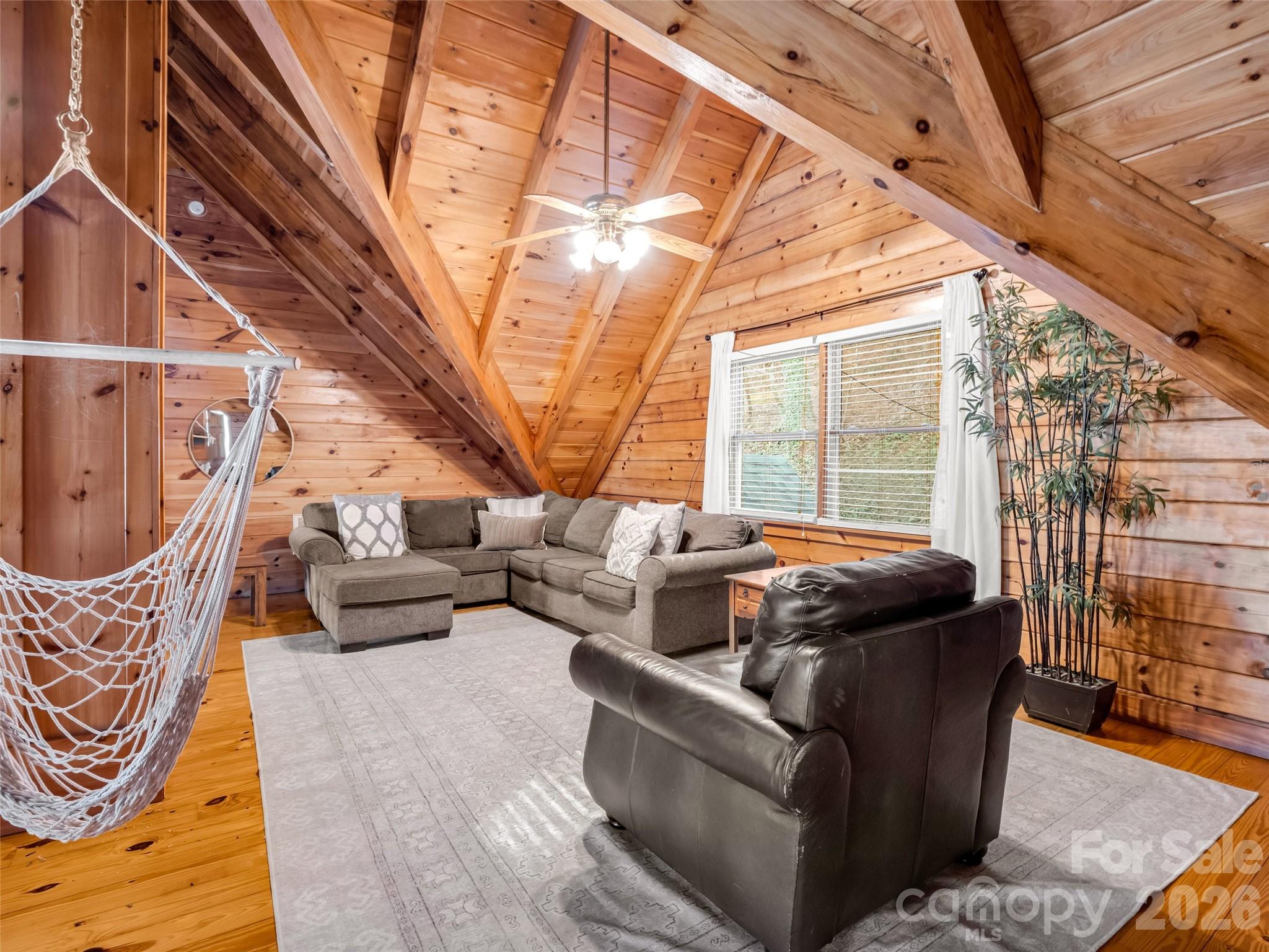 446 Rainbow Circle Property Photo 34
