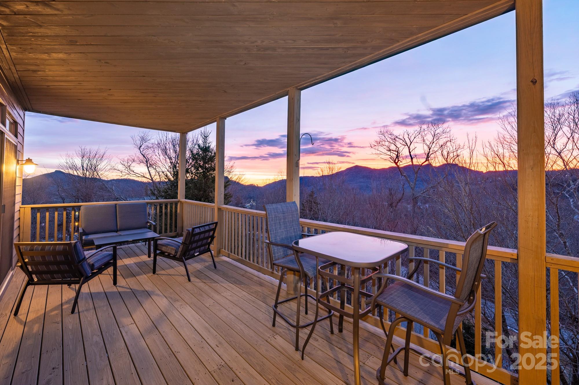 120 Pleasant View Boulevard Property Photo 3