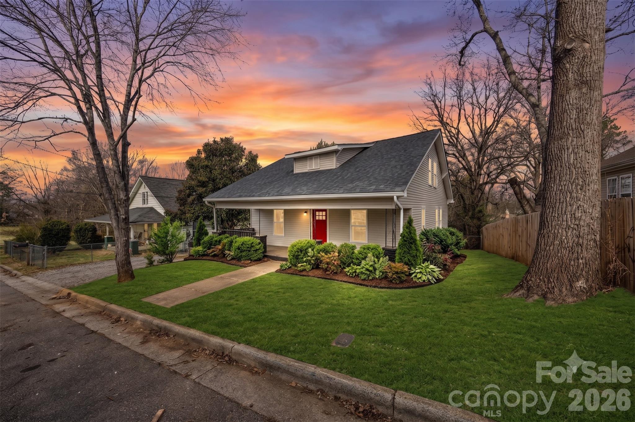 934 Cherry Street Property Photo 1