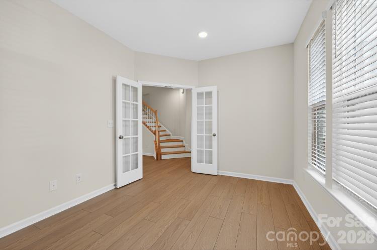 10114 Mamillion Drive Property Photo 4