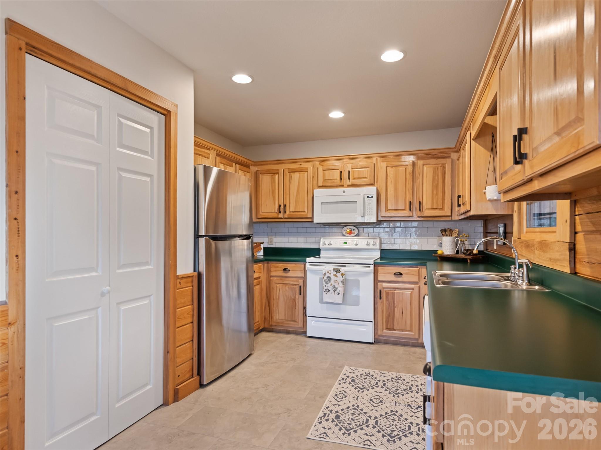 171 Sharons Bluff Property Photo 14