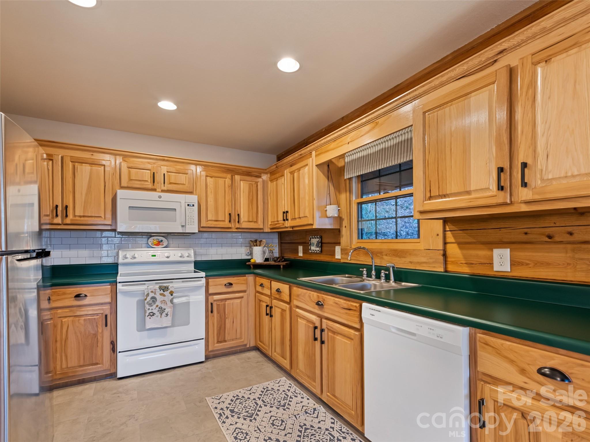 171 Sharons Bluff Property Photo 15