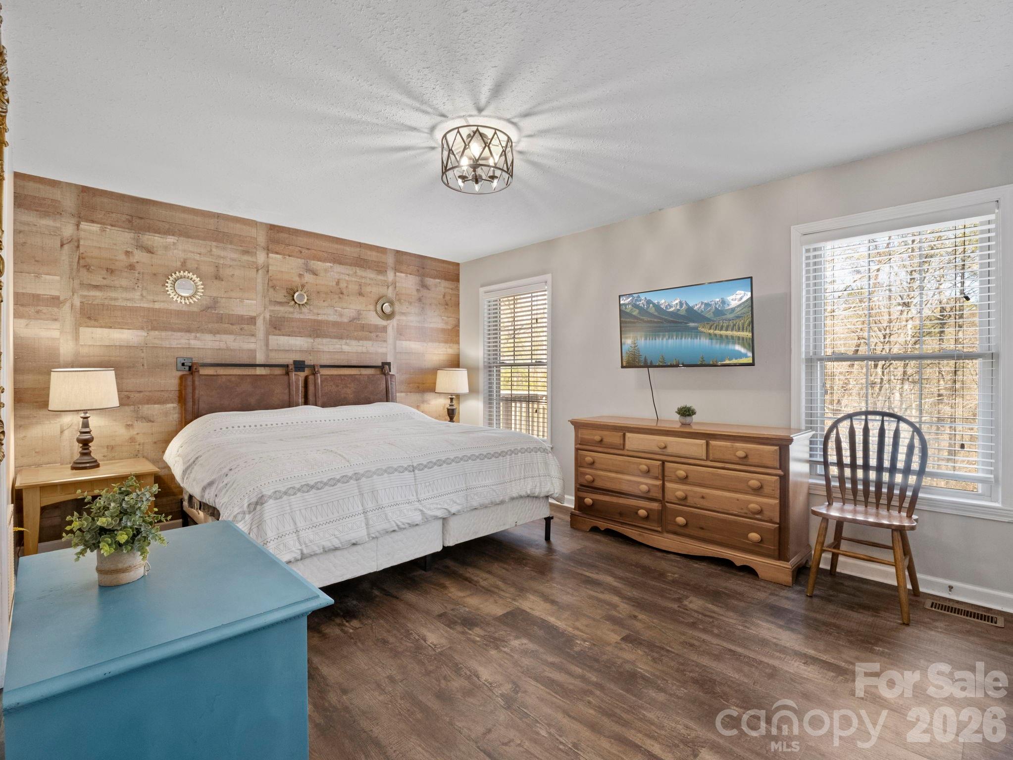 137 Weaver Court Property Photo 14