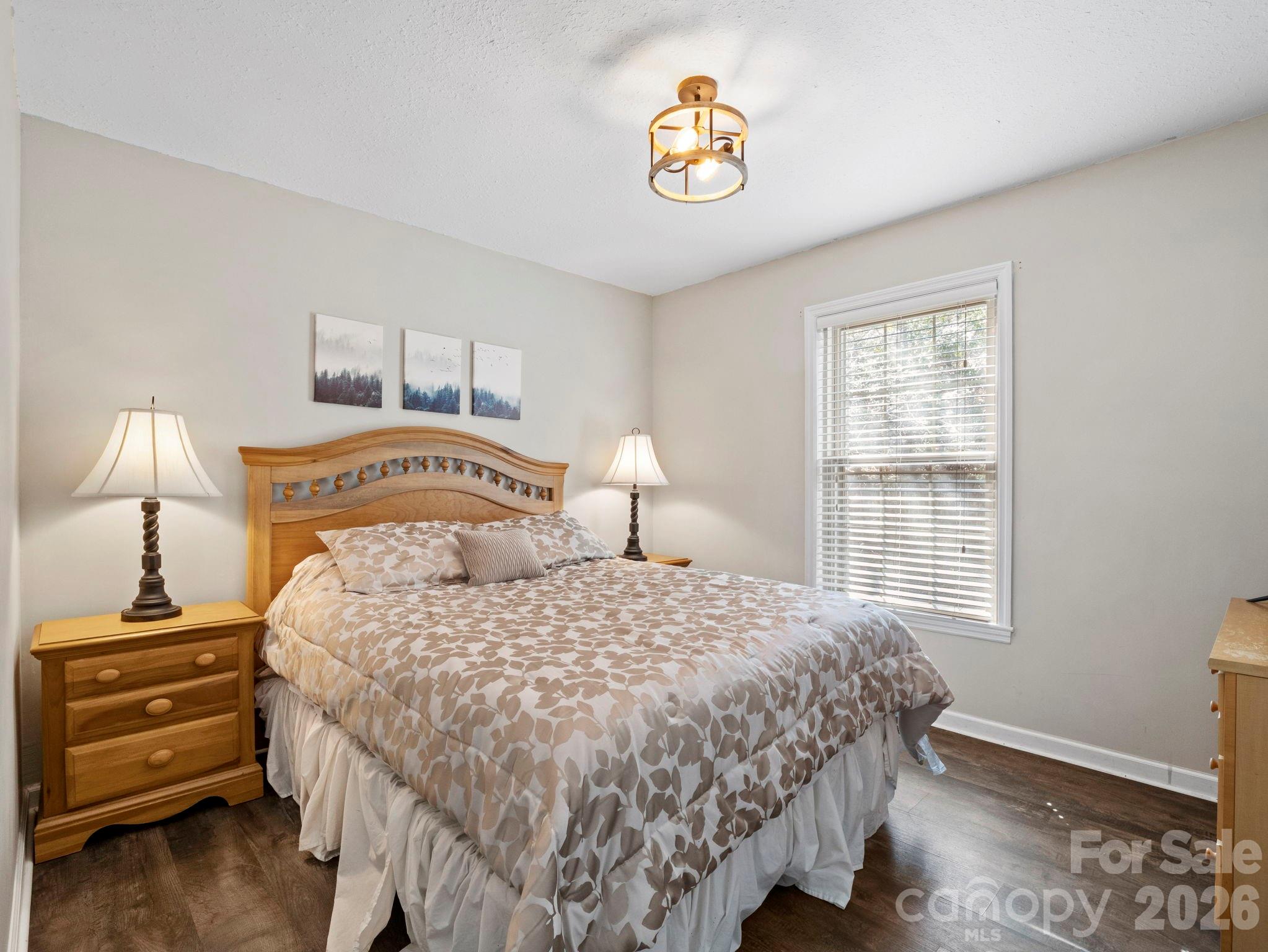 137 Weaver Court Property Photo 18