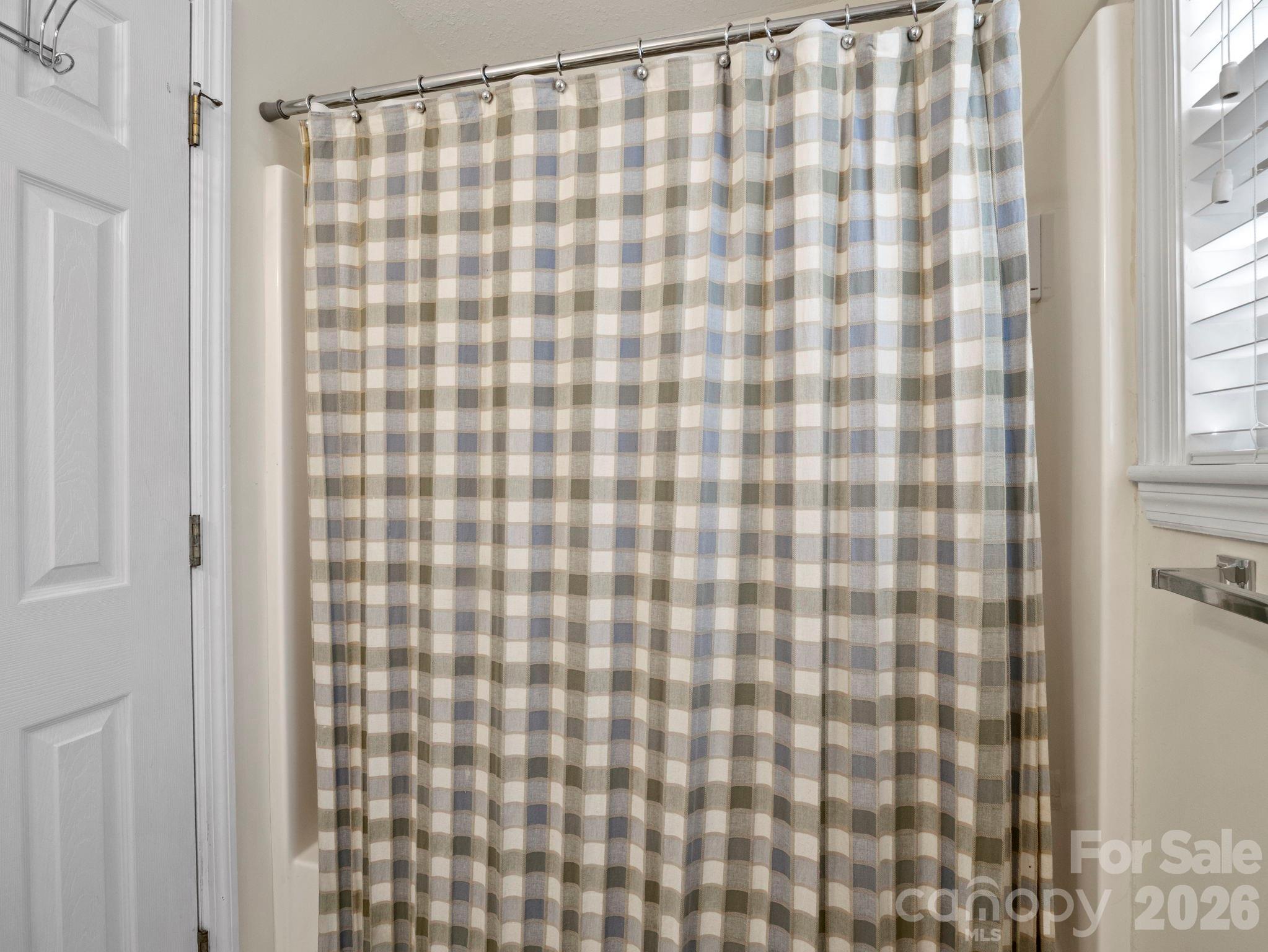 137 Weaver Court Property Photo 21