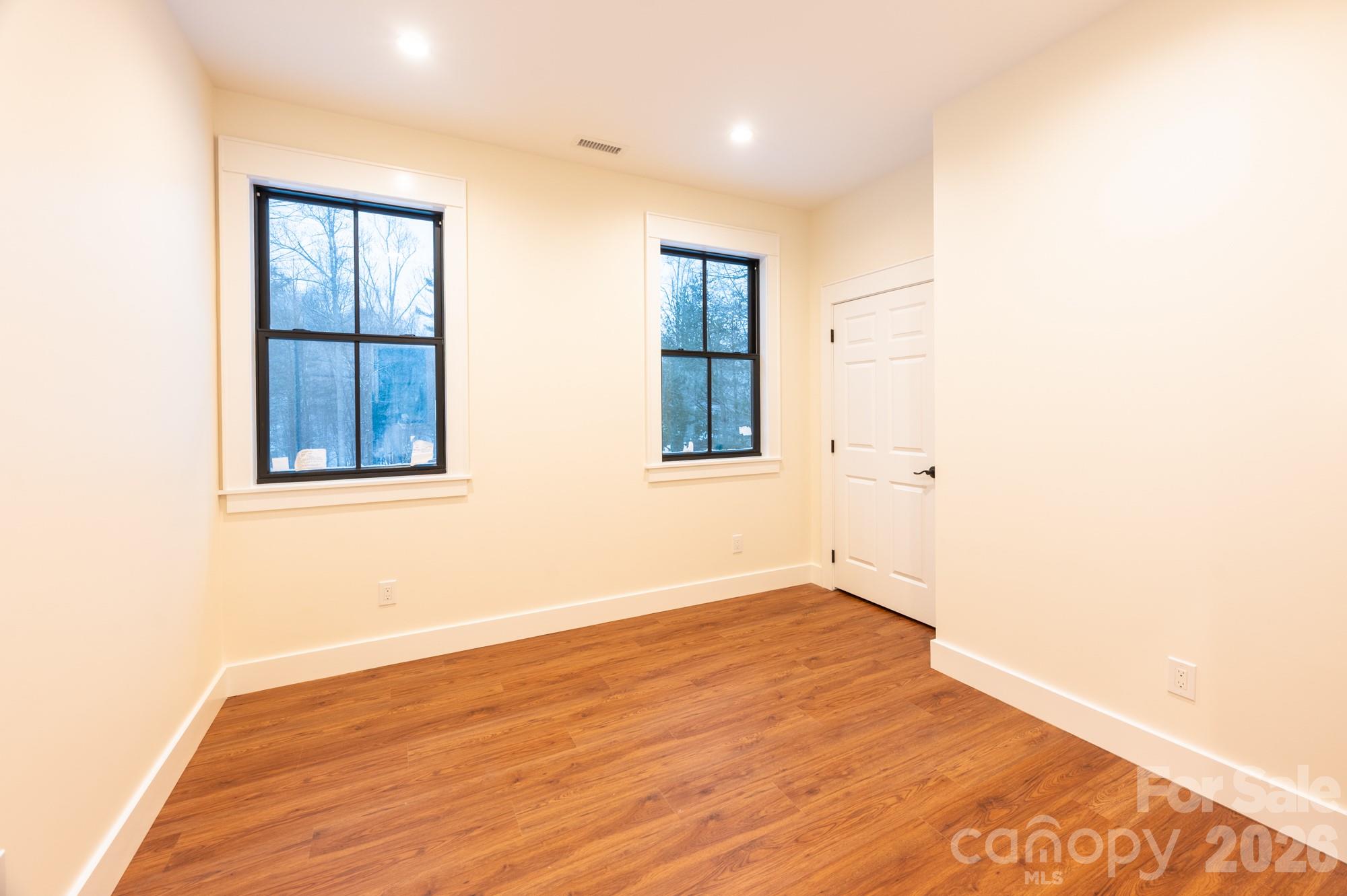 131 Bryce Way Property Photo 23
