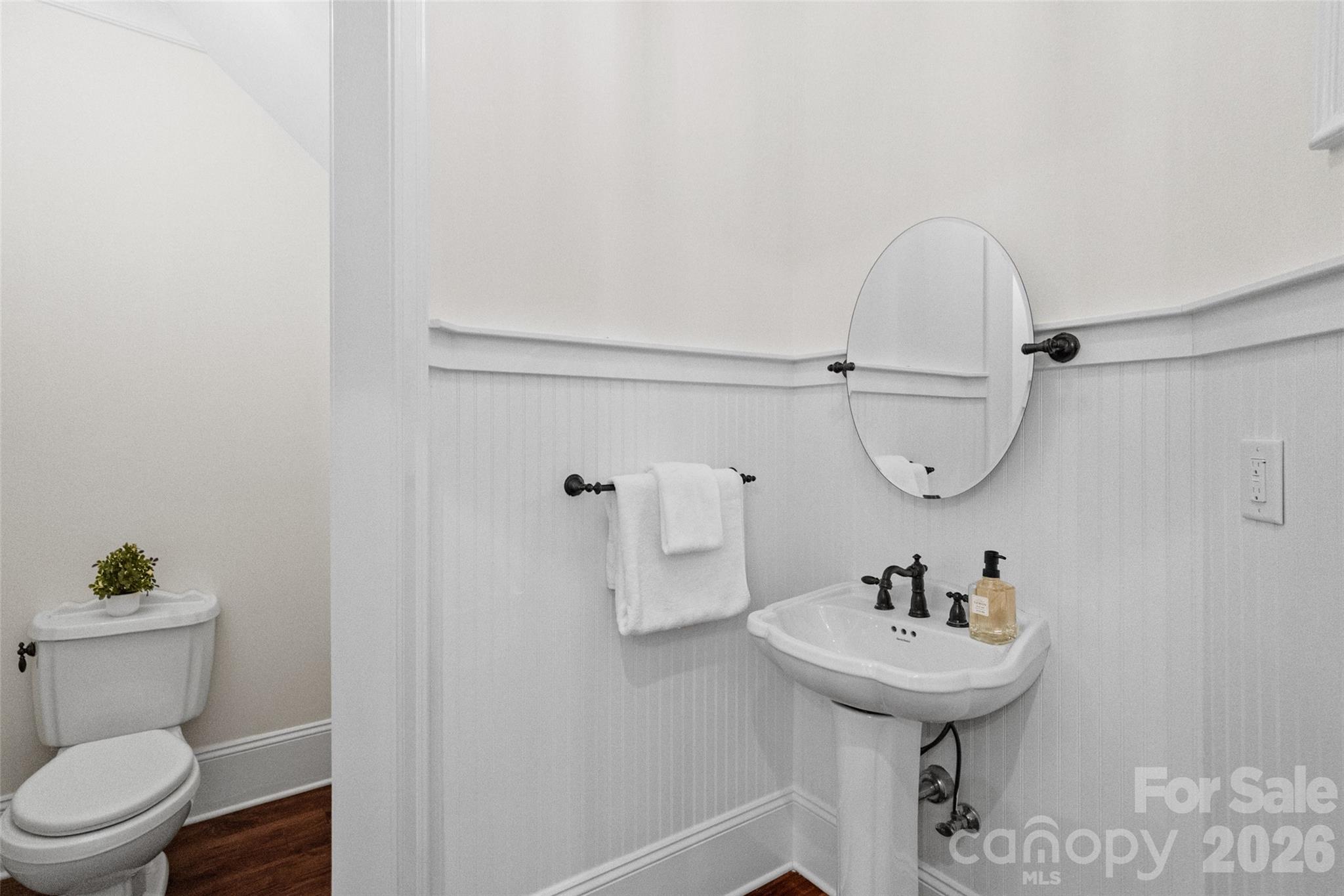 9105 Island Point Road Property Photo 24