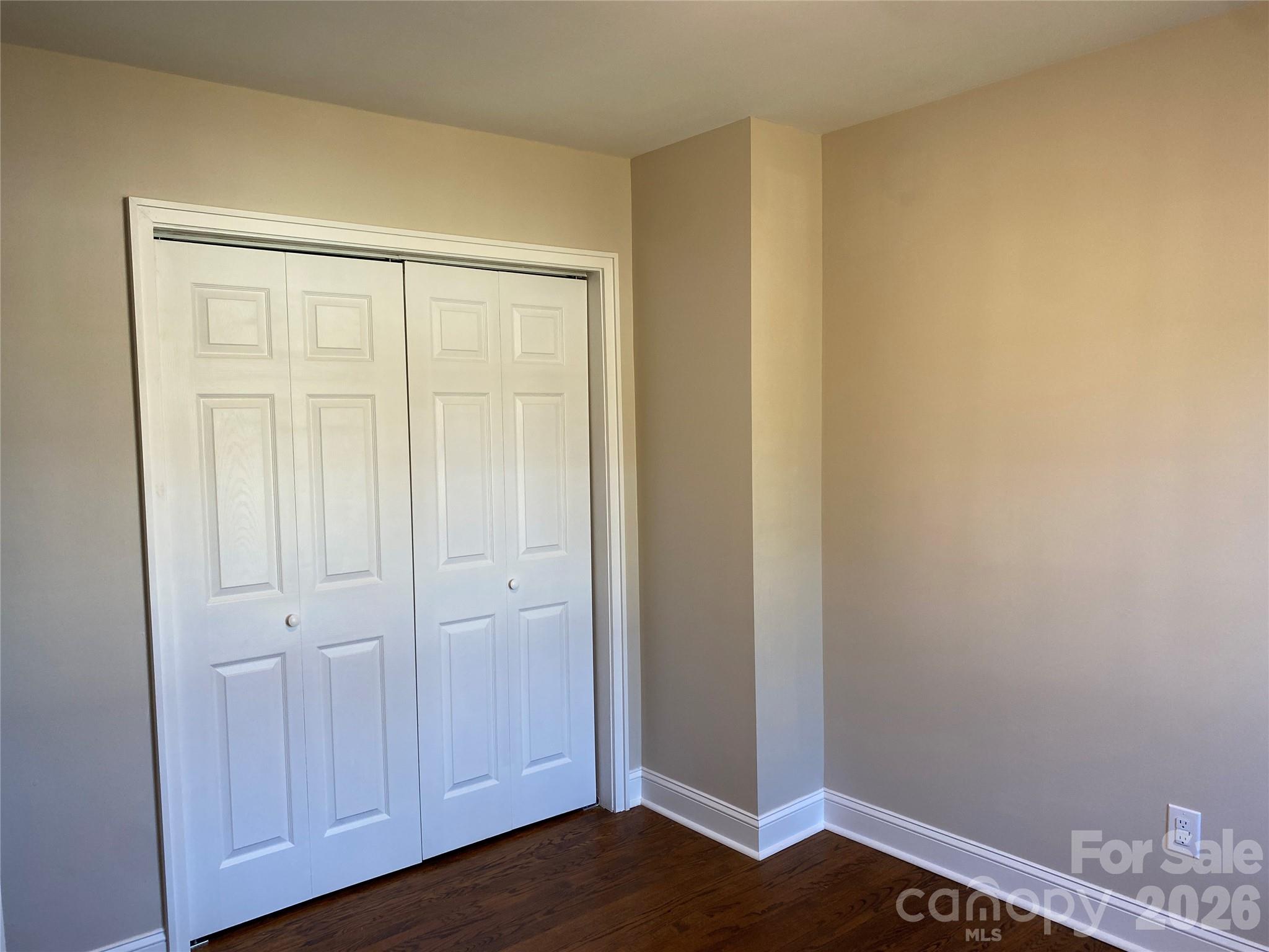 524 Wakefield Drive A Property Photo 28