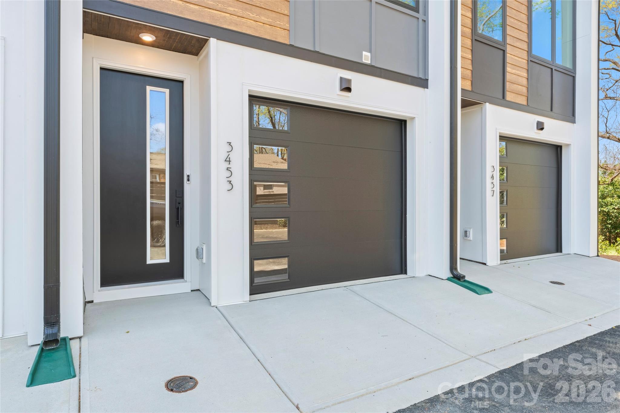 3453 Byrnes Street Property Photo 2