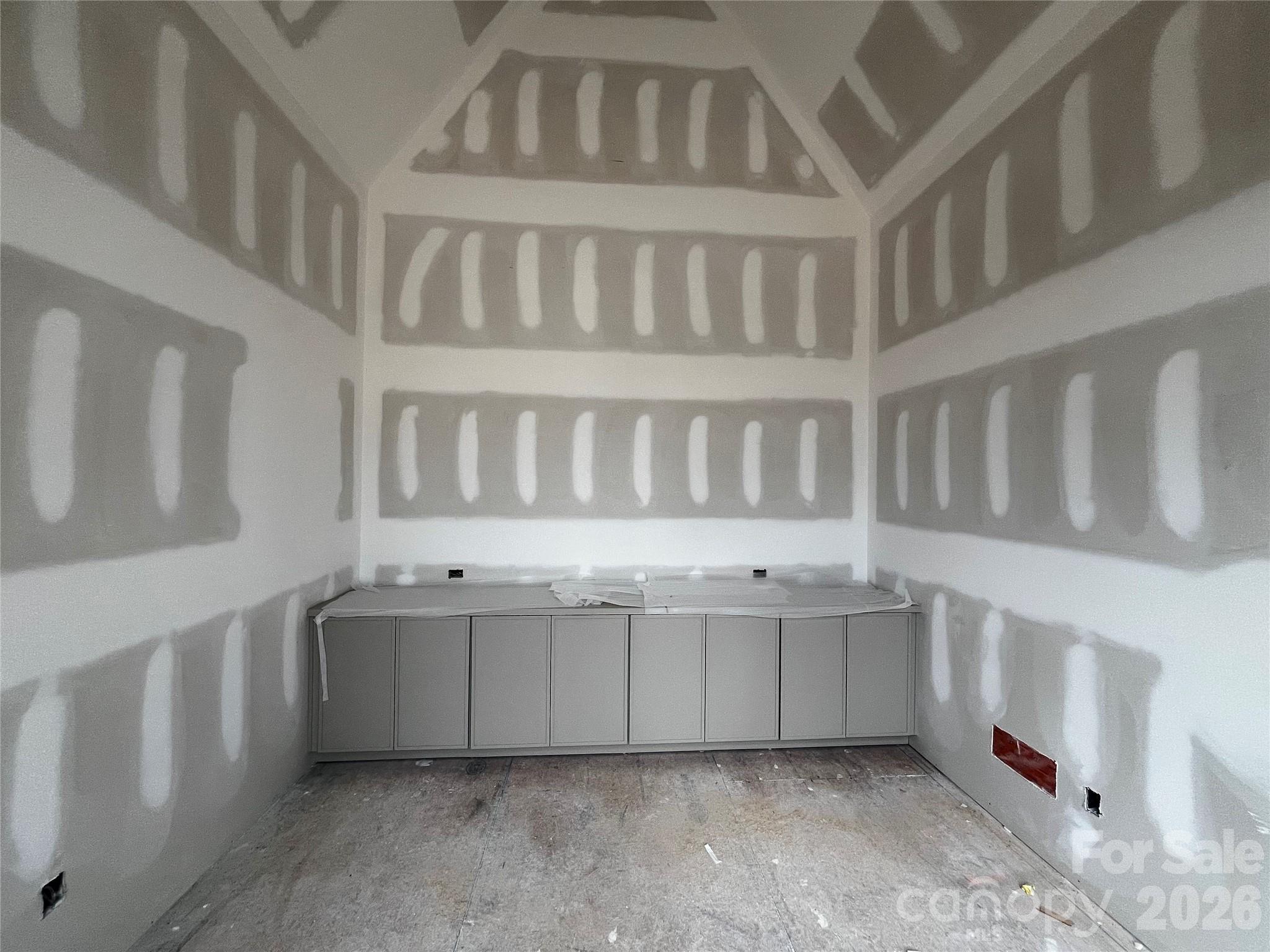 2073 Holbrook Road 2 Property Photo 8