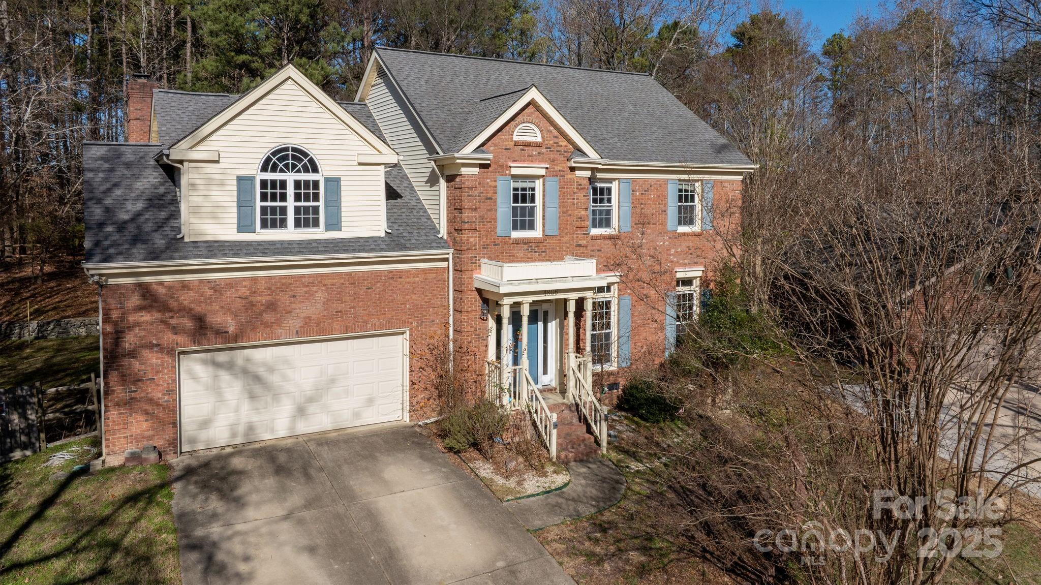 4806 Hickory Glen Drive Property Photo 2