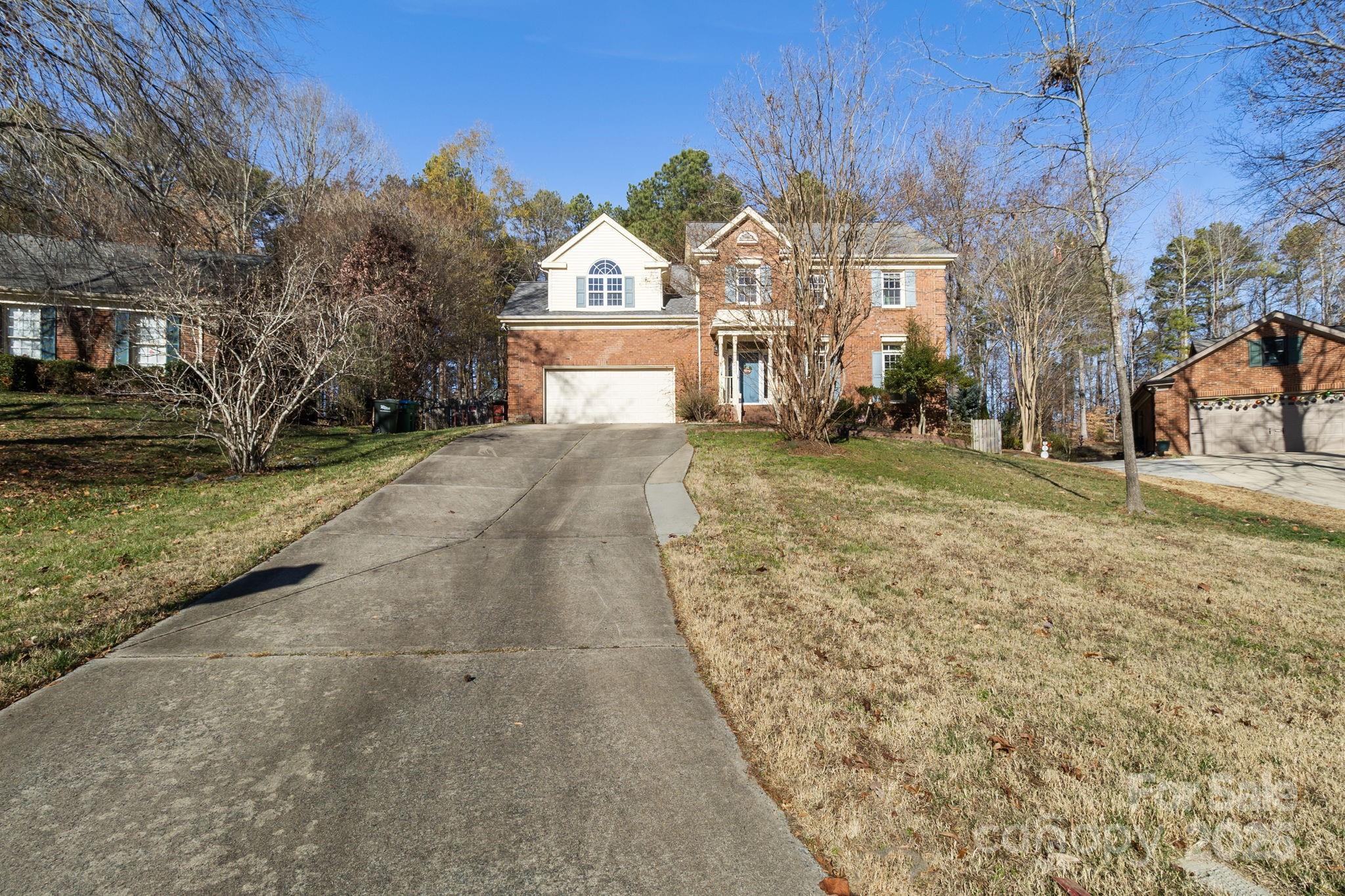 4806 Hickory Glen Drive Property Photo 3